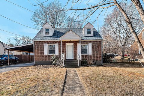 Homes For Sale - 150 Fort Lewis Blvd<br/> Salem, VA 24153