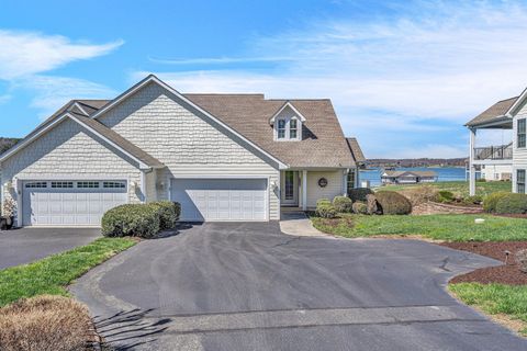 Townhouse For Sale - 50 Brooke Dr<br/> Union Hall, VA 24176