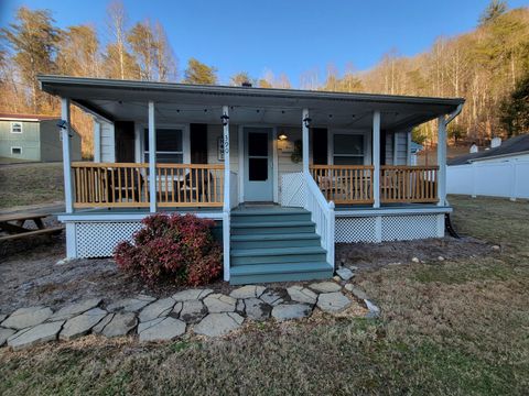 Homes For Sale - 390 Riverbrook Rd<br/> Henry, VA 24102