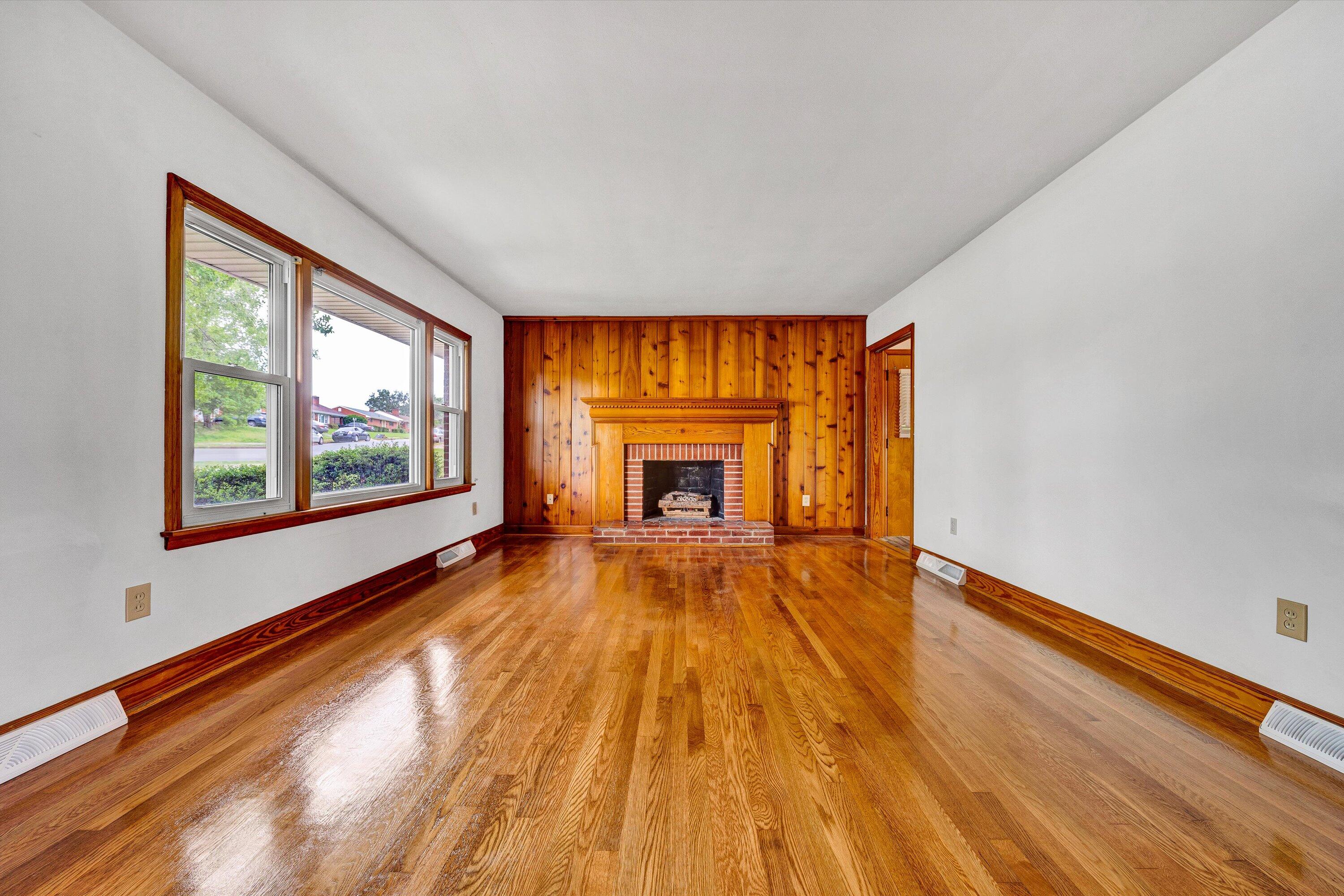 3336 Trinkle Ave, Roanoke, Virginia image 3