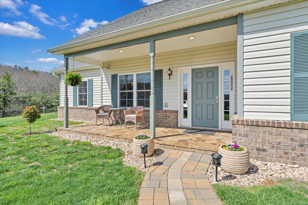 398 River Ridge Rd, Copper Hill, Virginia image 8