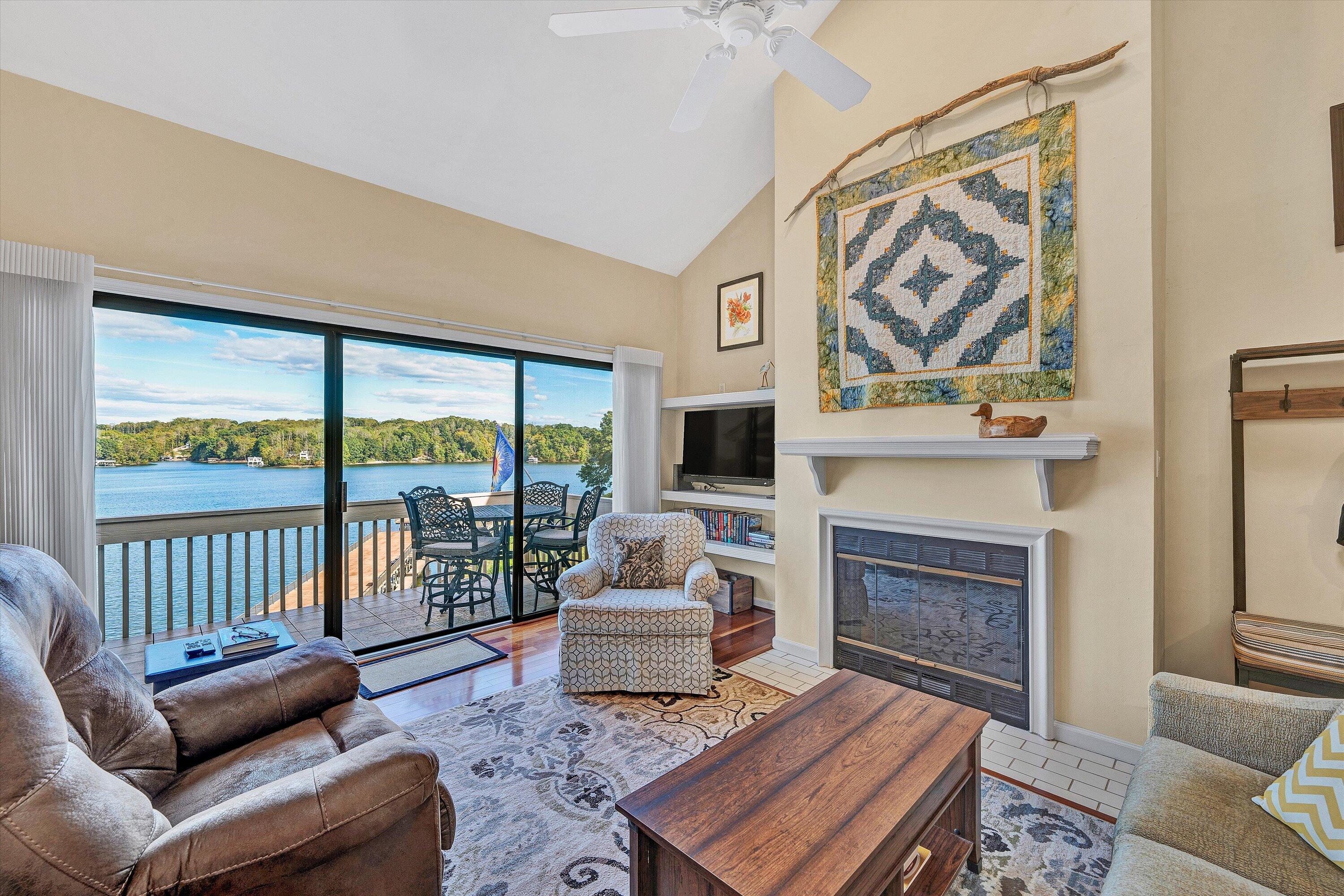 Moneta, Virginia 24121, United States, 3 Bedrooms Bedrooms, ,3 BathroomsBathrooms,Residential,Active,222840