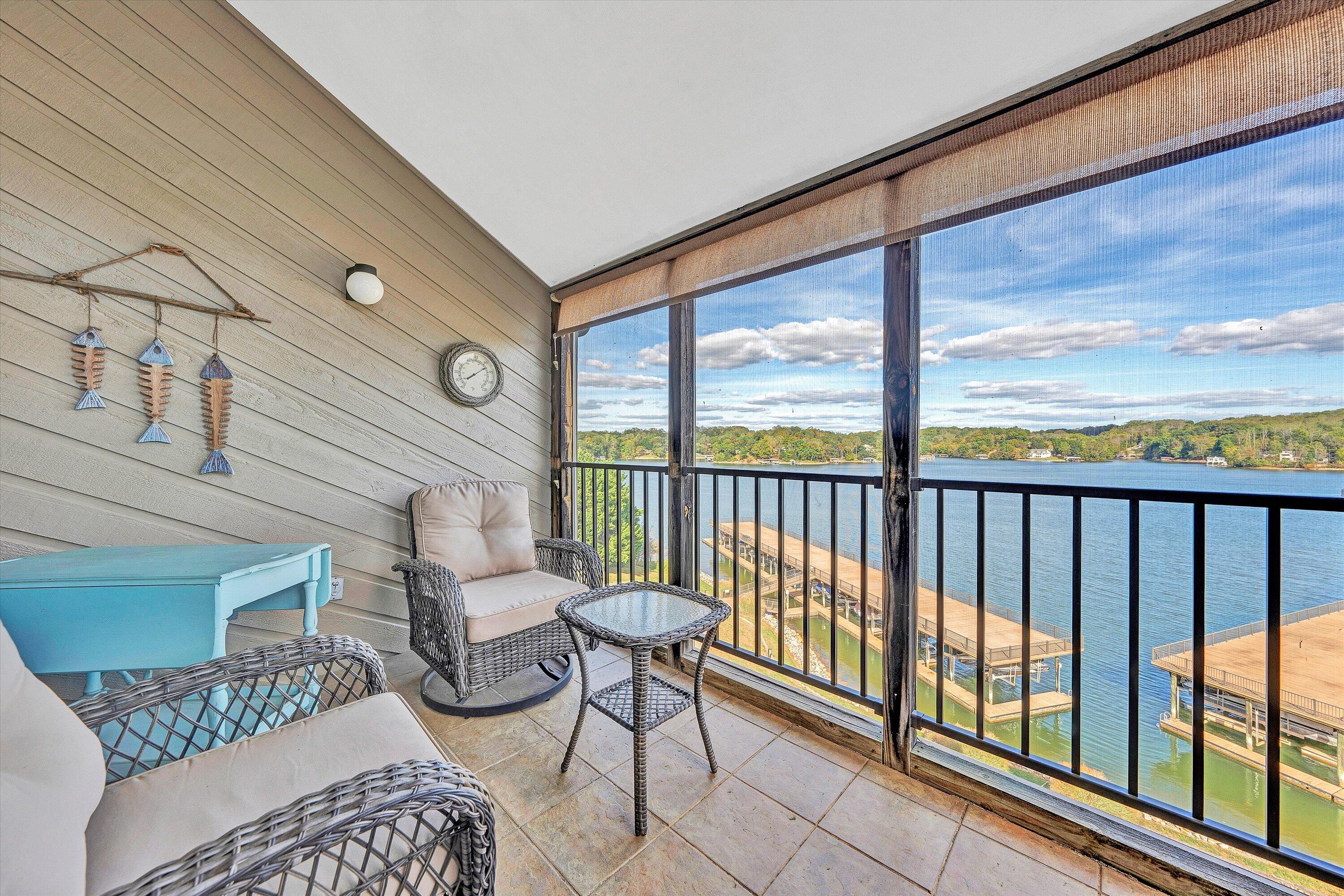 Moneta, Virginia 24121, United States, 3 Bedrooms Bedrooms, ,3 BathroomsBathrooms,Residential,Active,222840