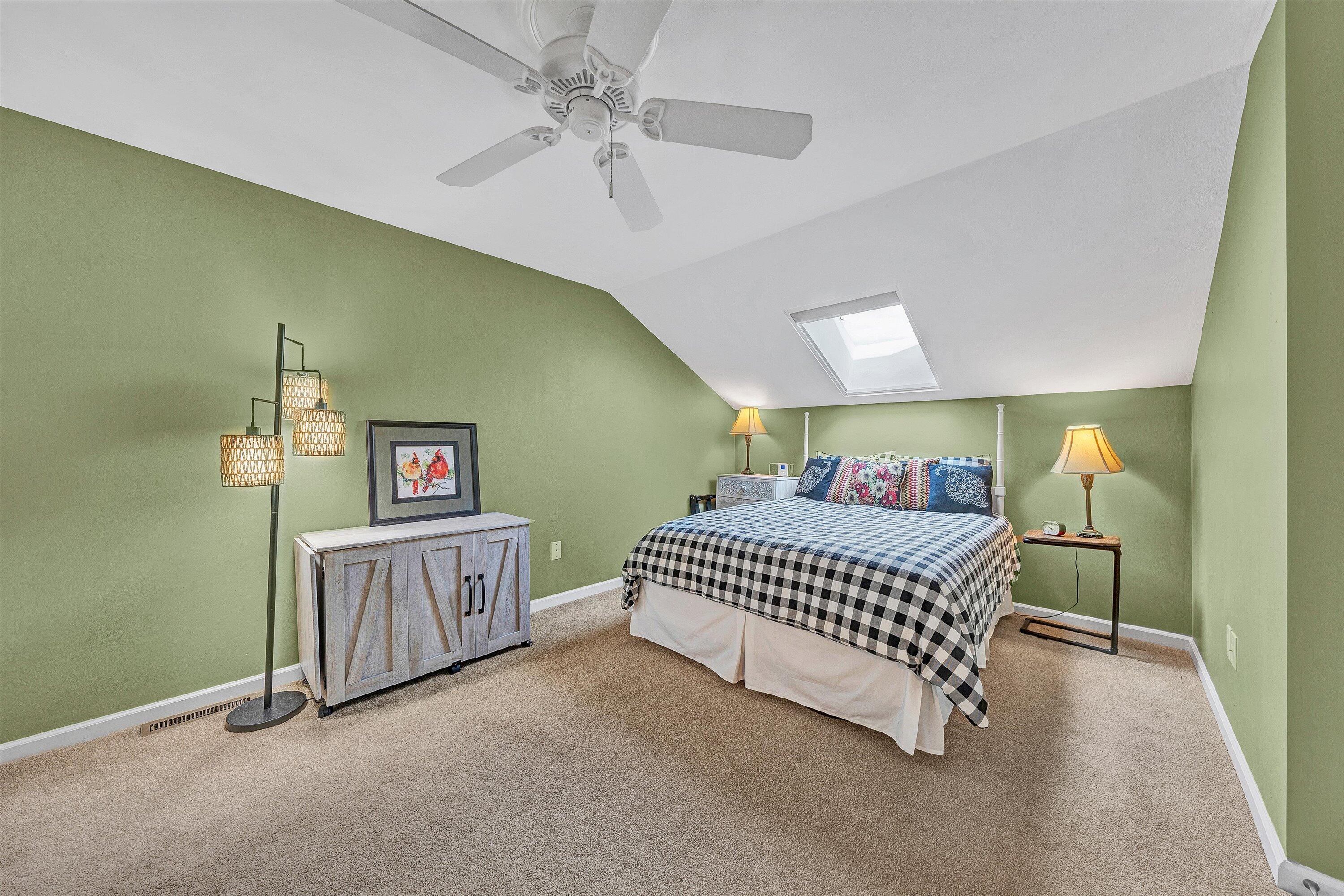 Moneta, Virginia 24121, United States, 3 Bedrooms Bedrooms, ,3 BathroomsBathrooms,Residential,Active,222840