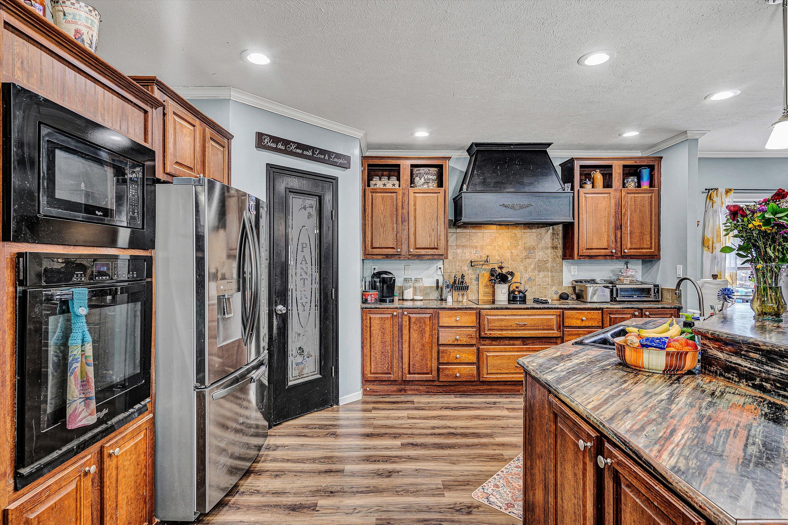 404 Ridgelake Rd, Goodview, Virginia image 3