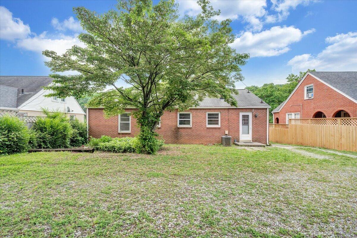 1113 Brandon Ave, Roanoke, Virginia image 22