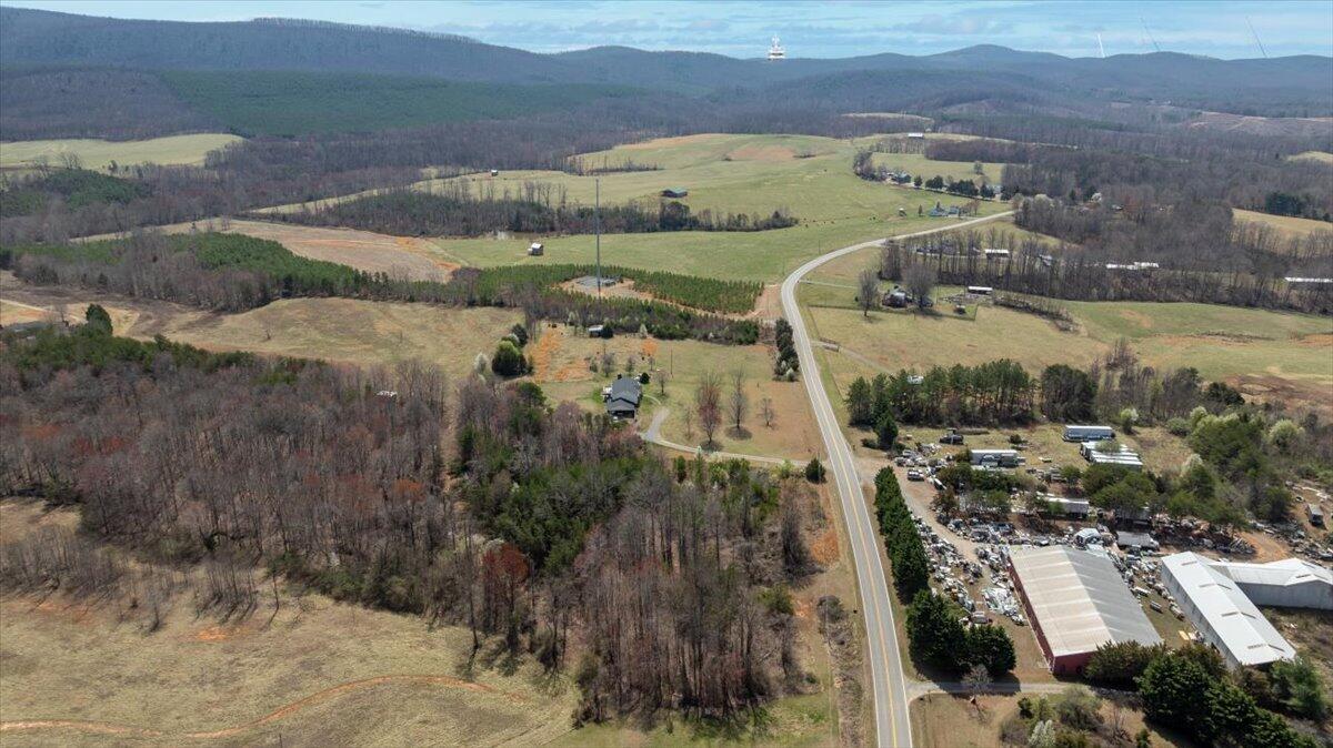 6680 Snow Creek Rd, Penhook, Virginia image 45