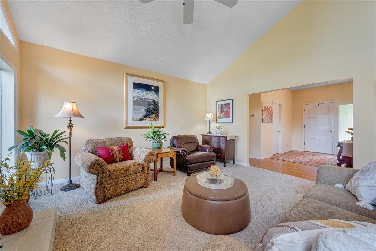 114 Freeboard Dr, Moneta, Virginia image 19