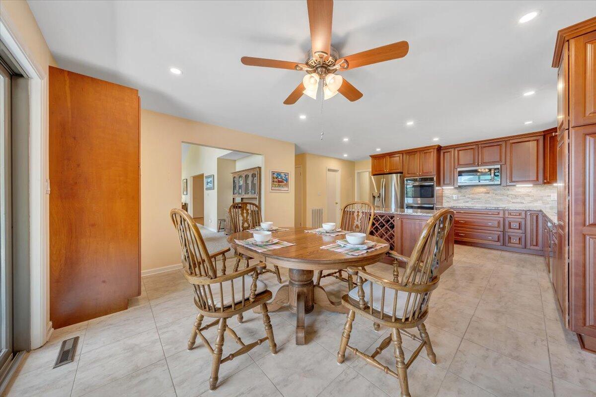 114 Freeboard Dr, Moneta, Virginia image 28