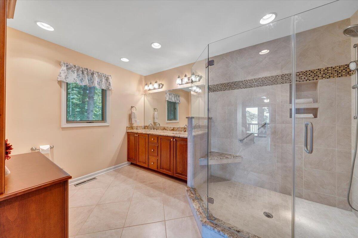 114 Freeboard Dr, Moneta, Virginia image 49