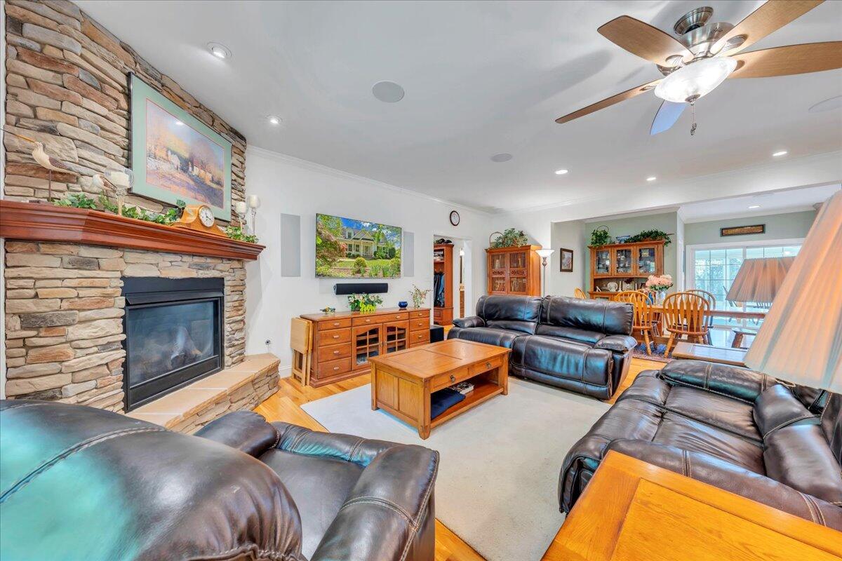 530 Mallard Point Rd, Wirtz, Virginia image 3