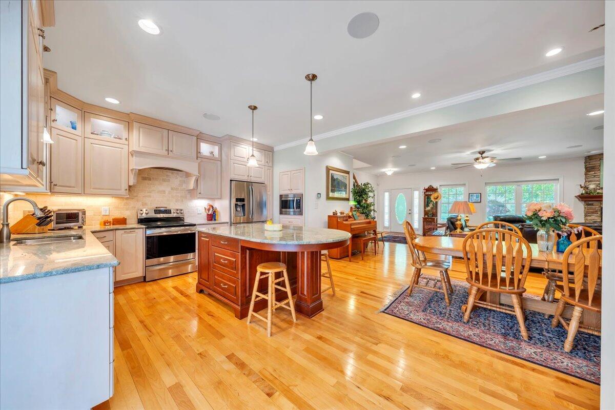530 Mallard Point Rd, Wirtz, Virginia image 19