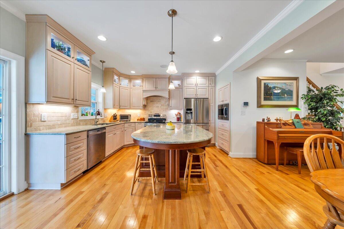 530 Mallard Point Rd, Wirtz, Virginia image 18