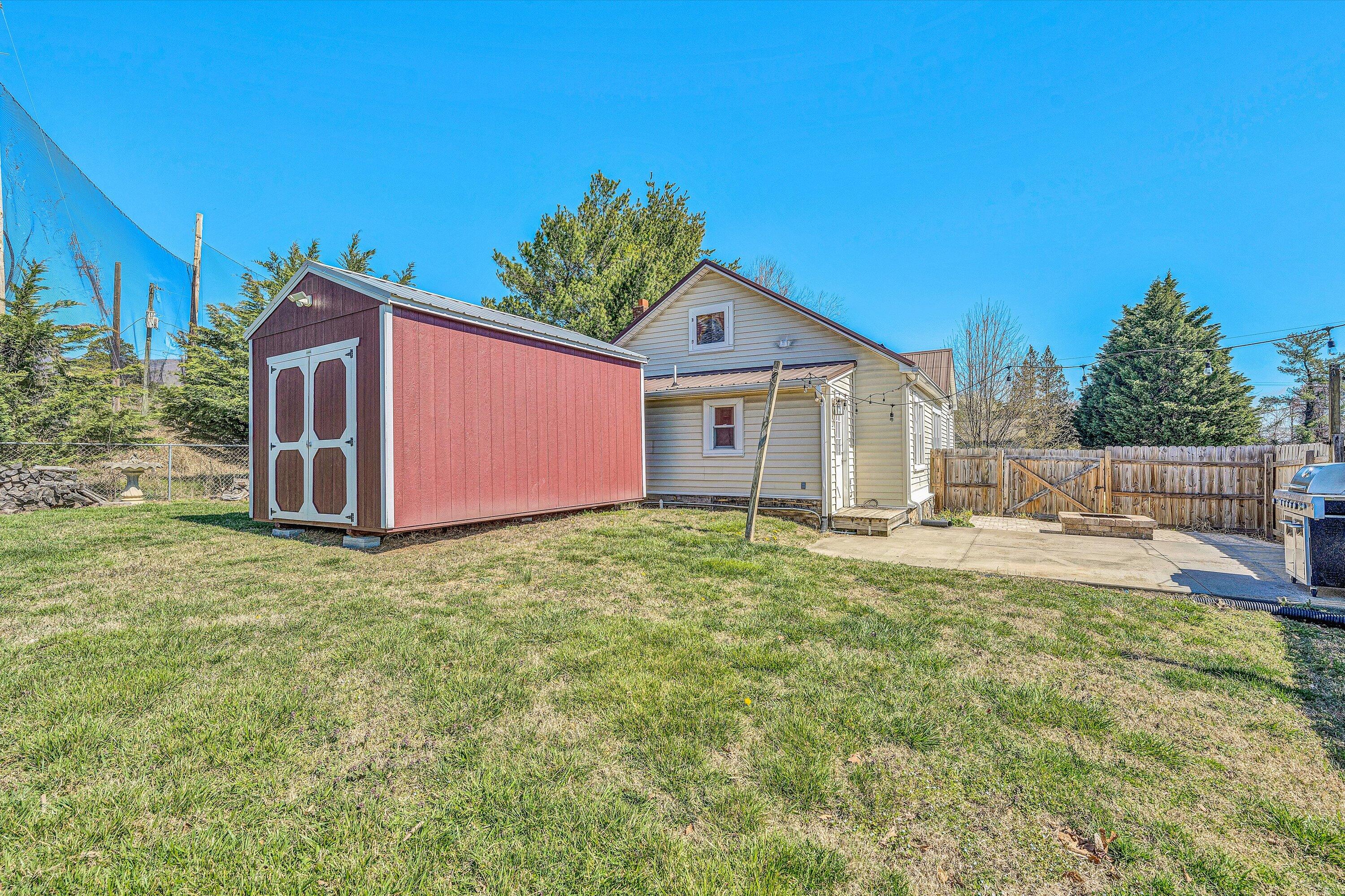 1430 Hearth Ln, Salem, Virginia image 28