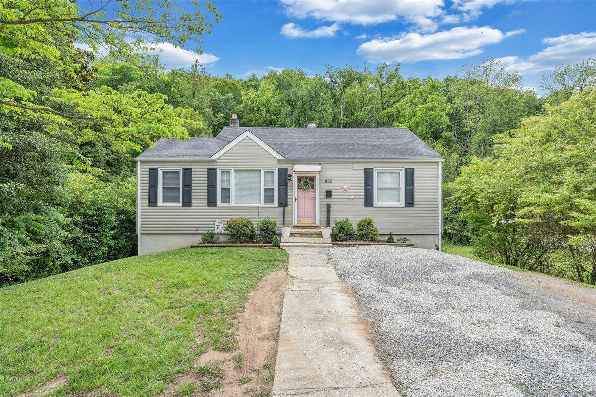 832 Brandon Ave, Roanoke, Virginia image 31