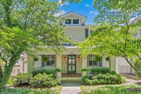 Homes For Sale - 2306 Wycliffe Ave<br/> Roanoke, VA 24014