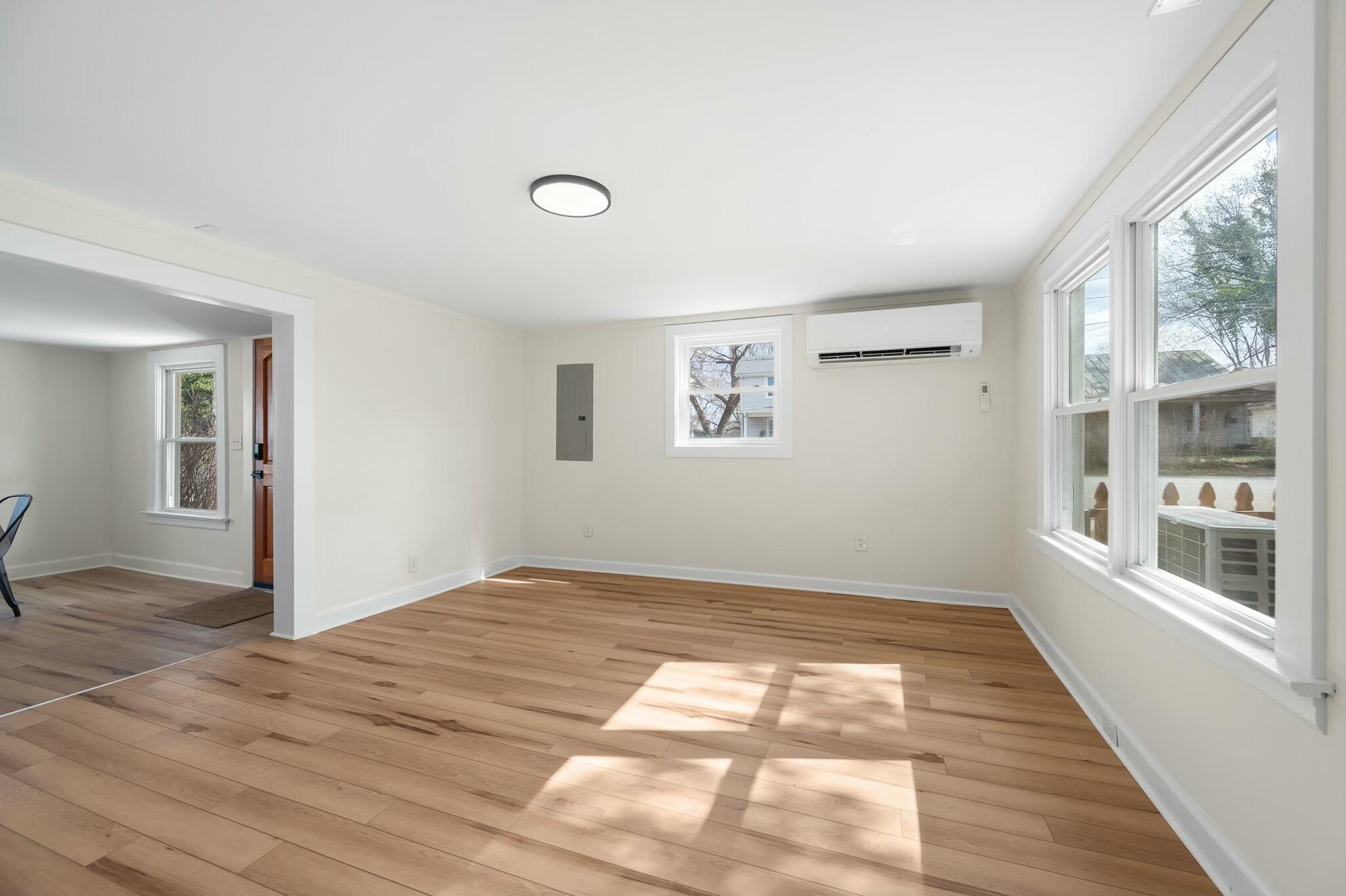 905 Judd St, Bedford, Virginia image 17