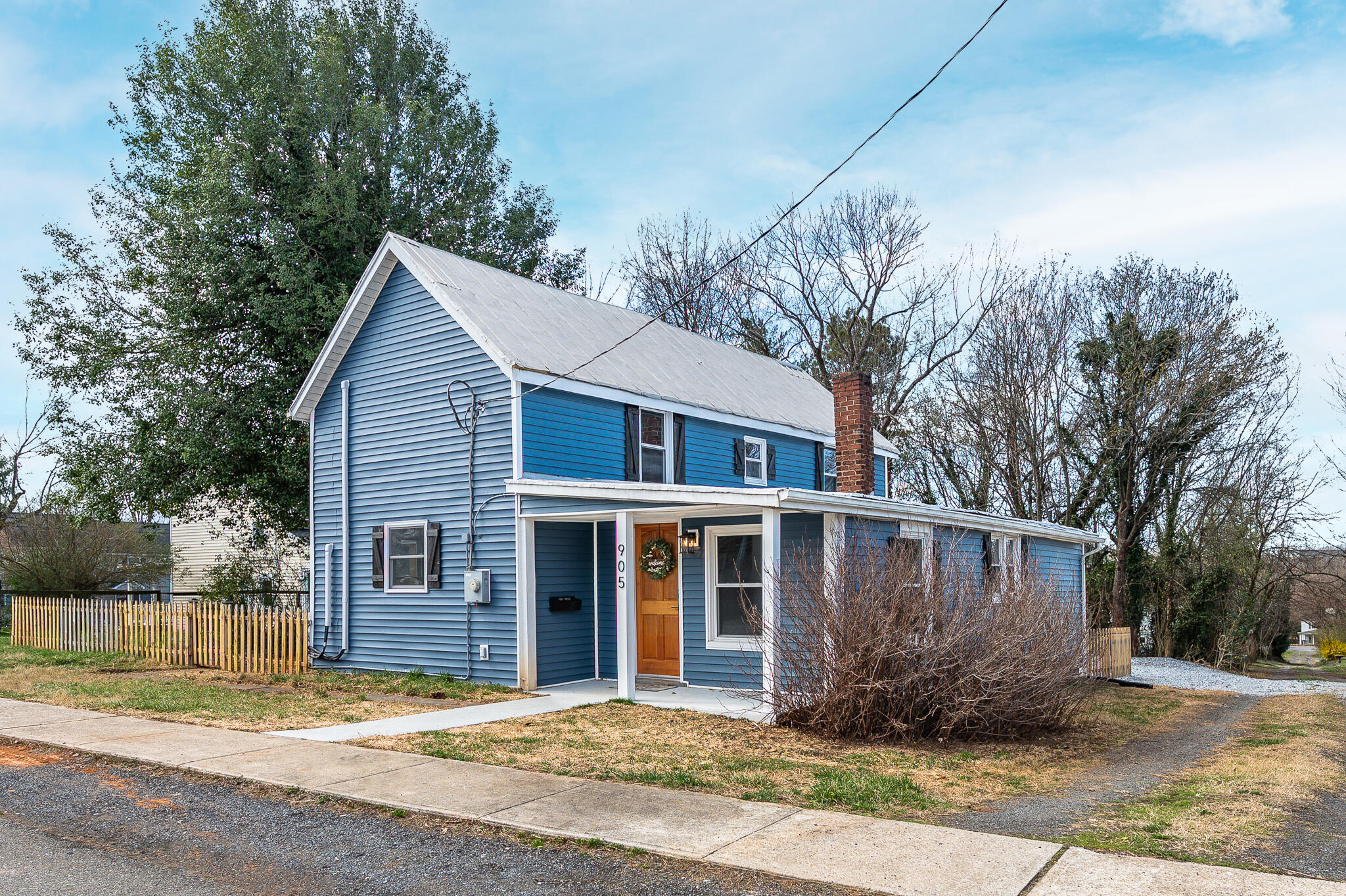 905 Judd St, Bedford, Virginia image 1