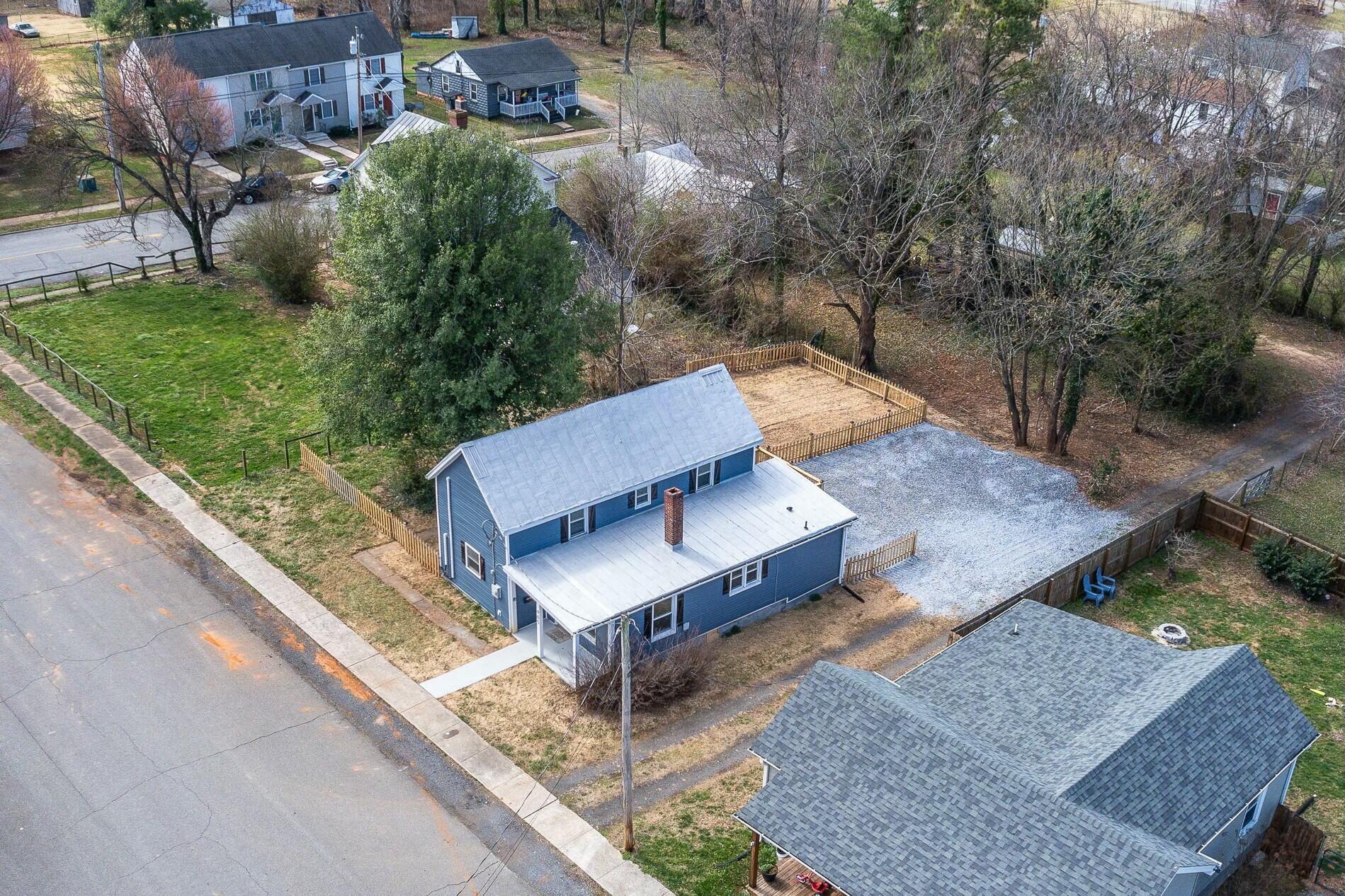 905 Judd St, Bedford, Virginia image 4