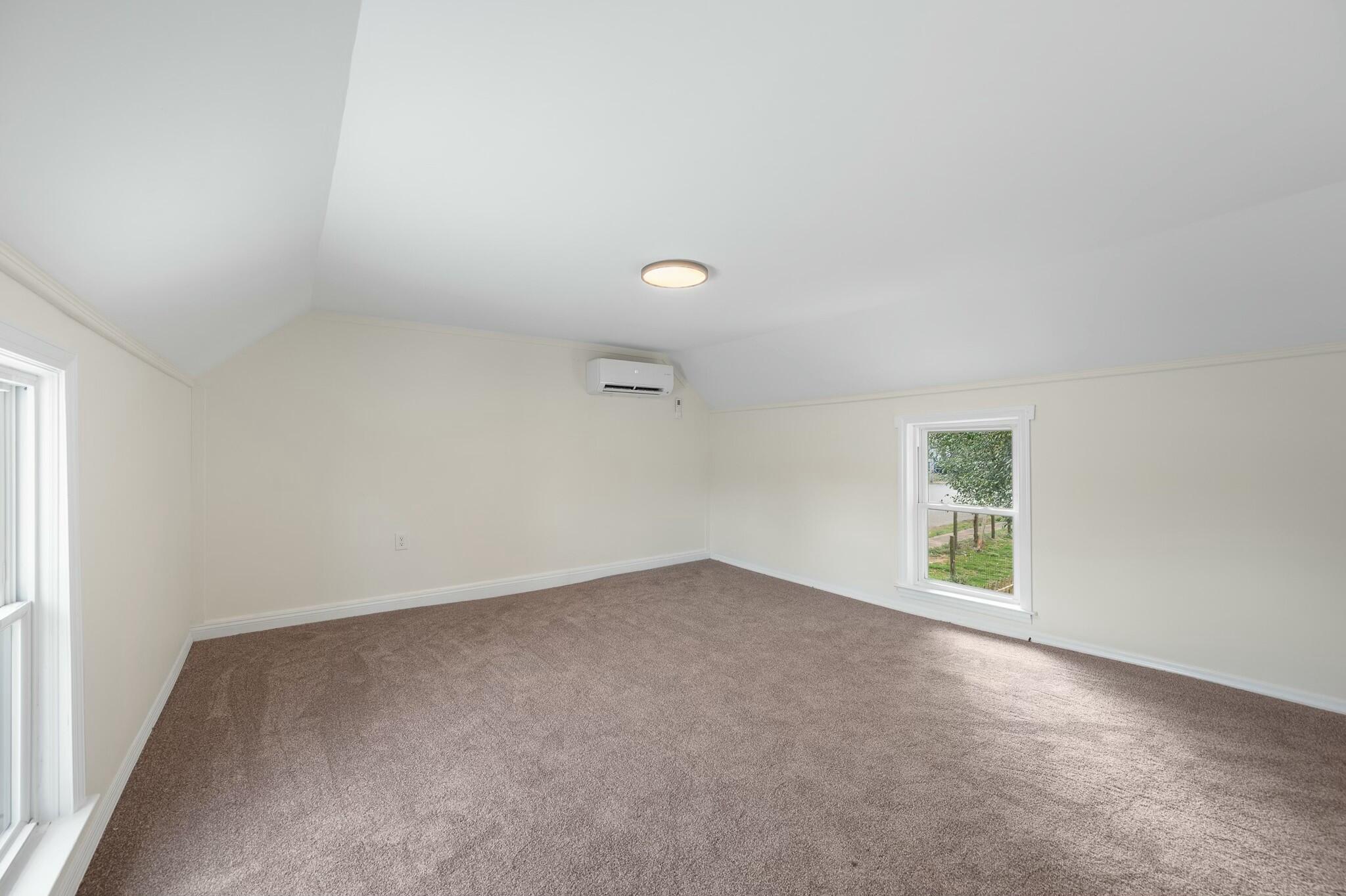 905 Judd St, Bedford, Virginia image 28