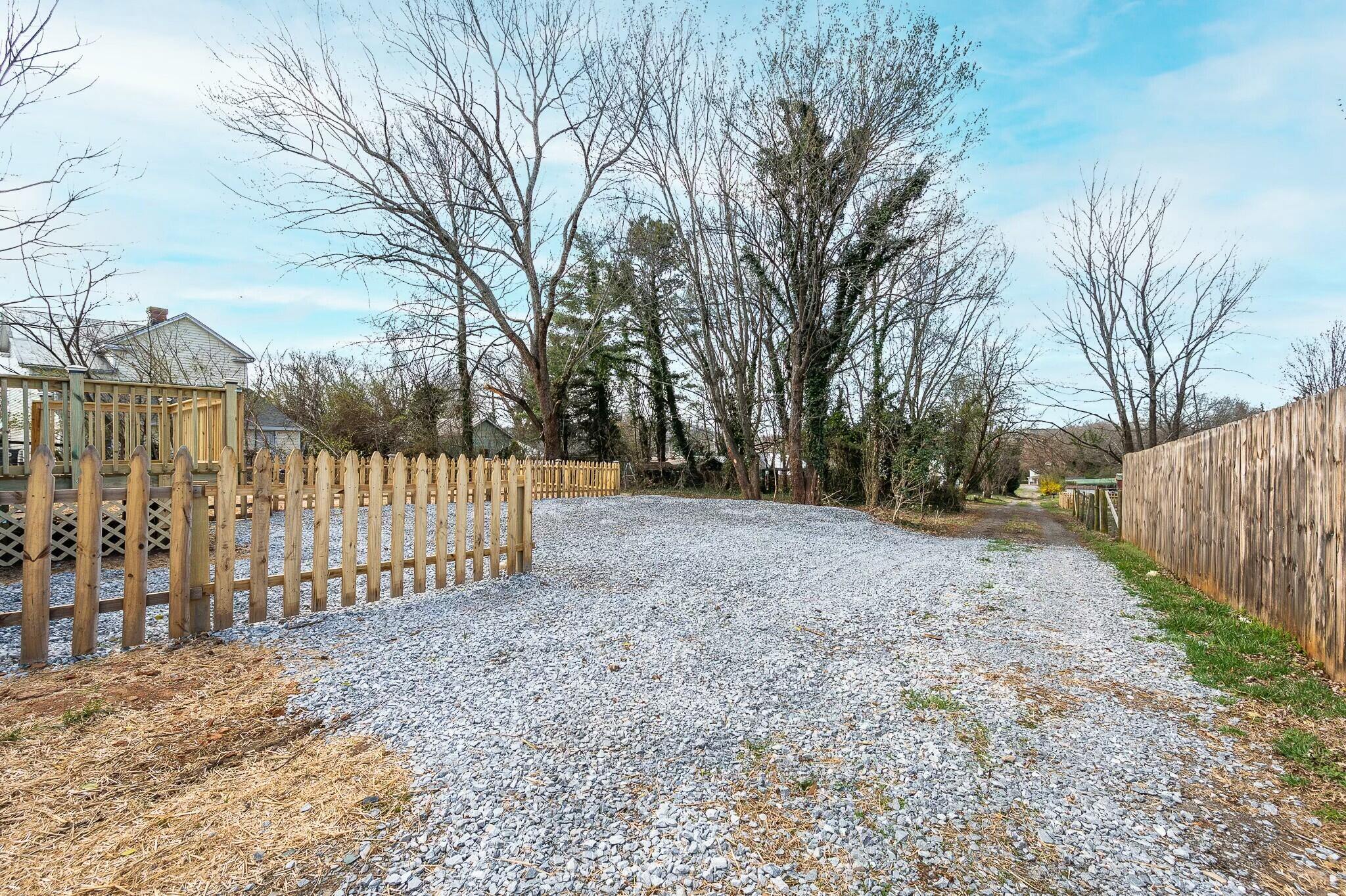 905 Judd St, Bedford, Virginia image 42