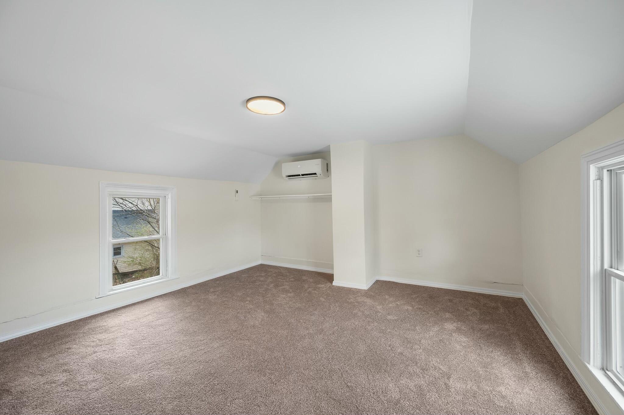 905 Judd St, Bedford, Virginia image 25
