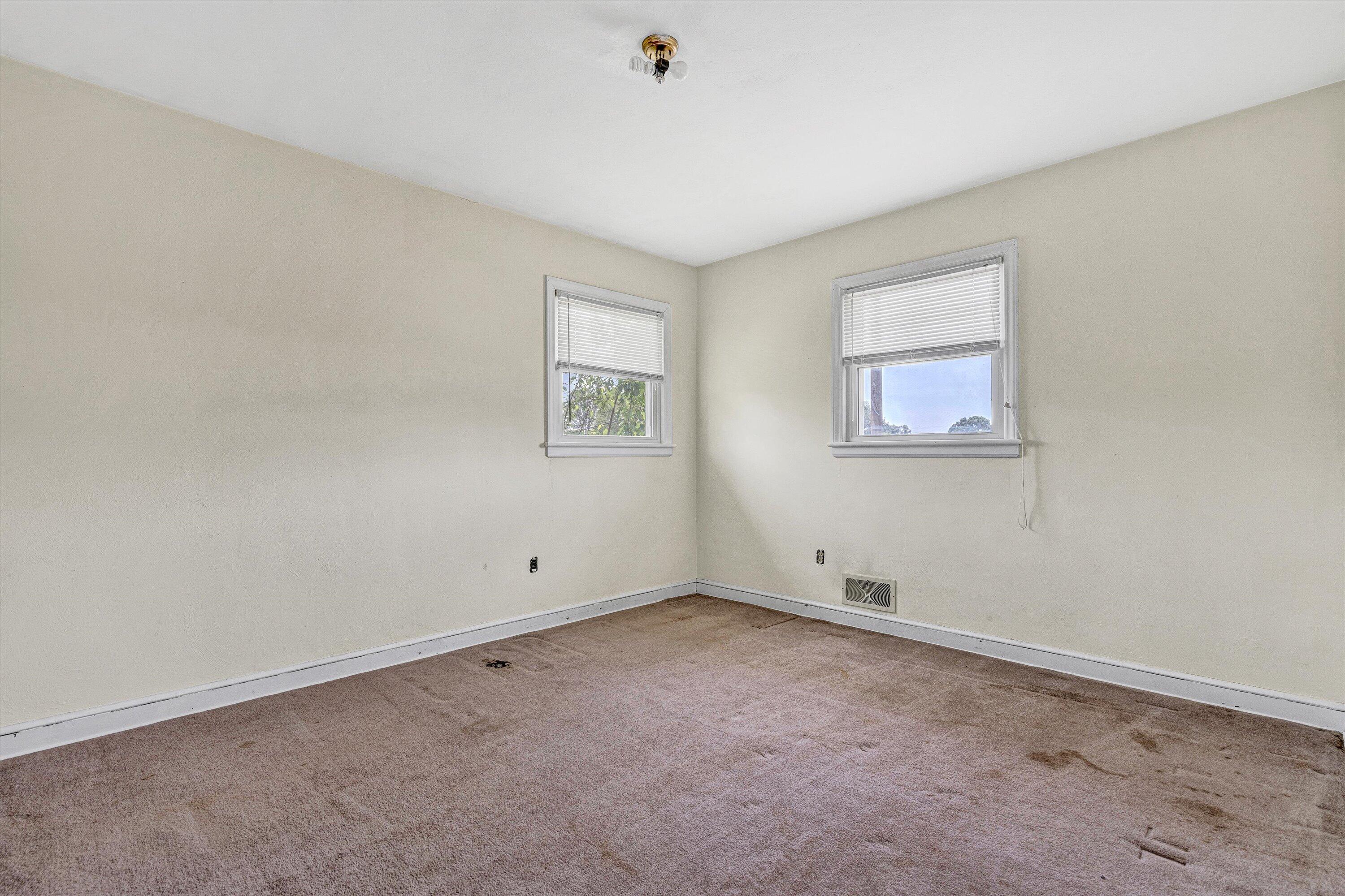 126 Frontier Rd, Roanoke, Virginia image 16