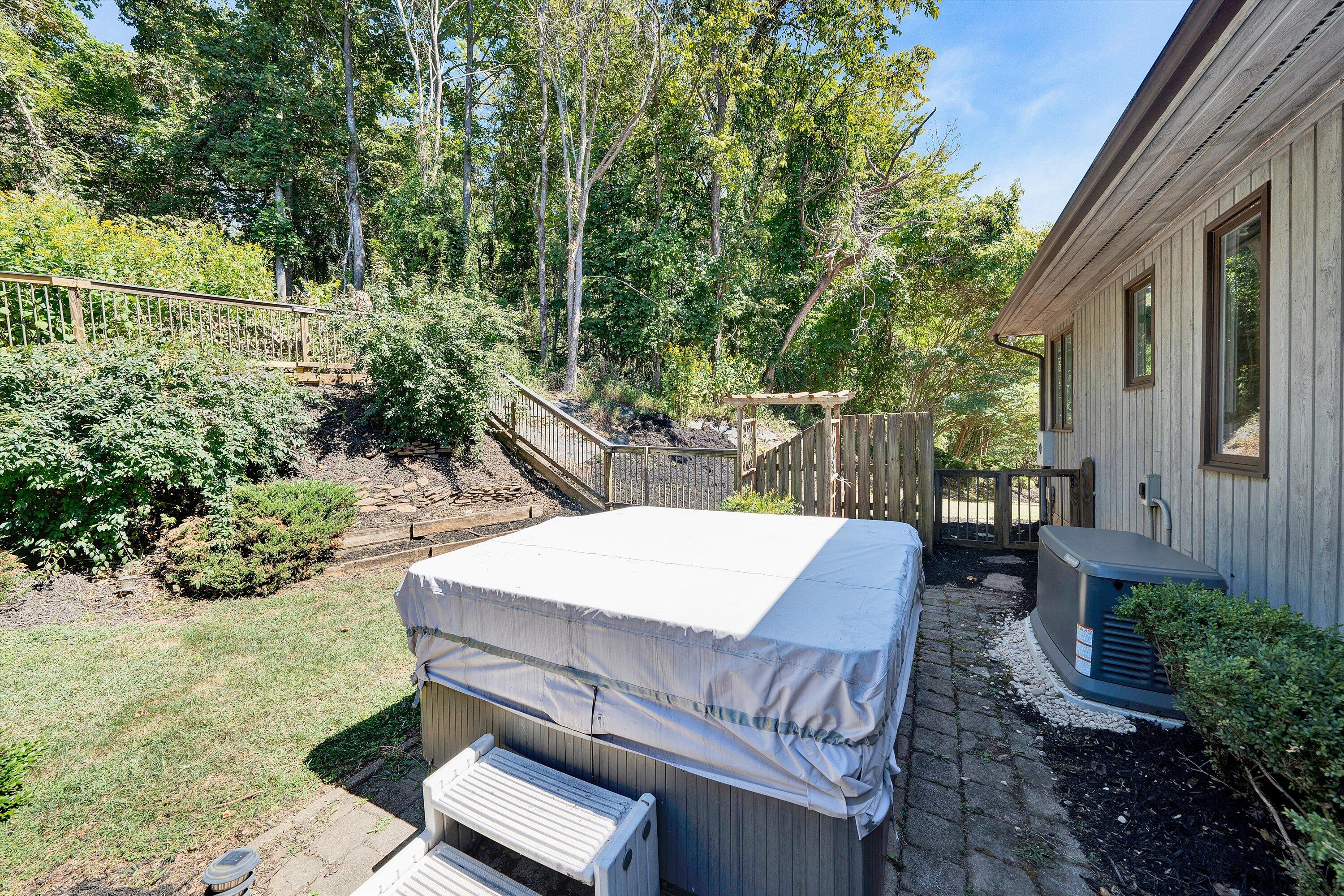 2647 Porters Mountain Rd, Blue Ridge, Virginia image 22