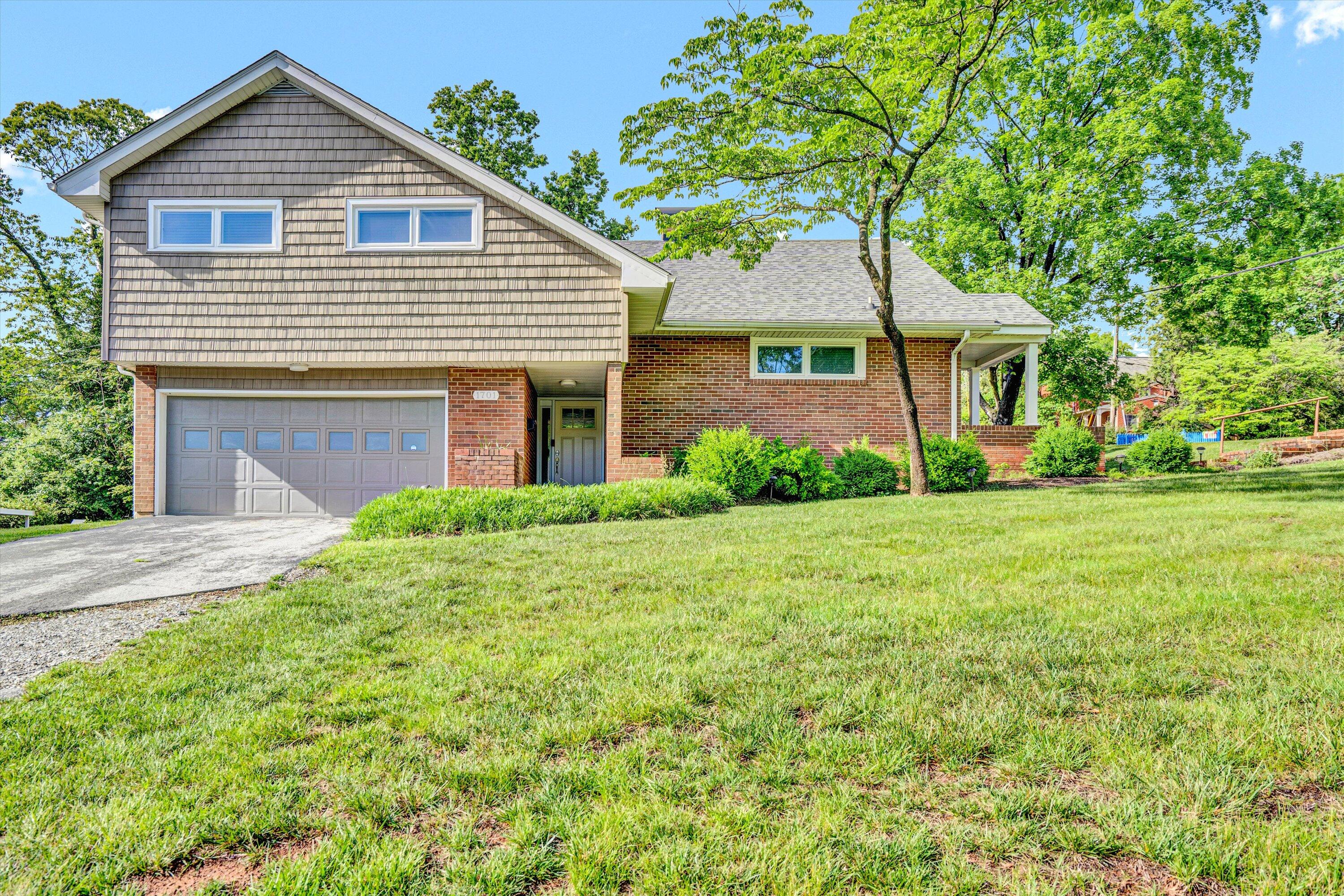 1701 Wilbur Rd, Roanoke, Virginia image 1