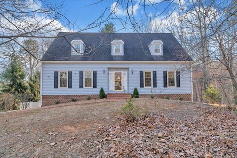 Homes For Sale - 1766 Laurel Mountain Dr<br/> Roanoke County, Salem, VA 24153