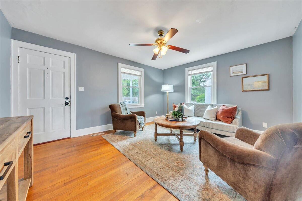 1102 Carolina Ave, Salem, Virginia image 4