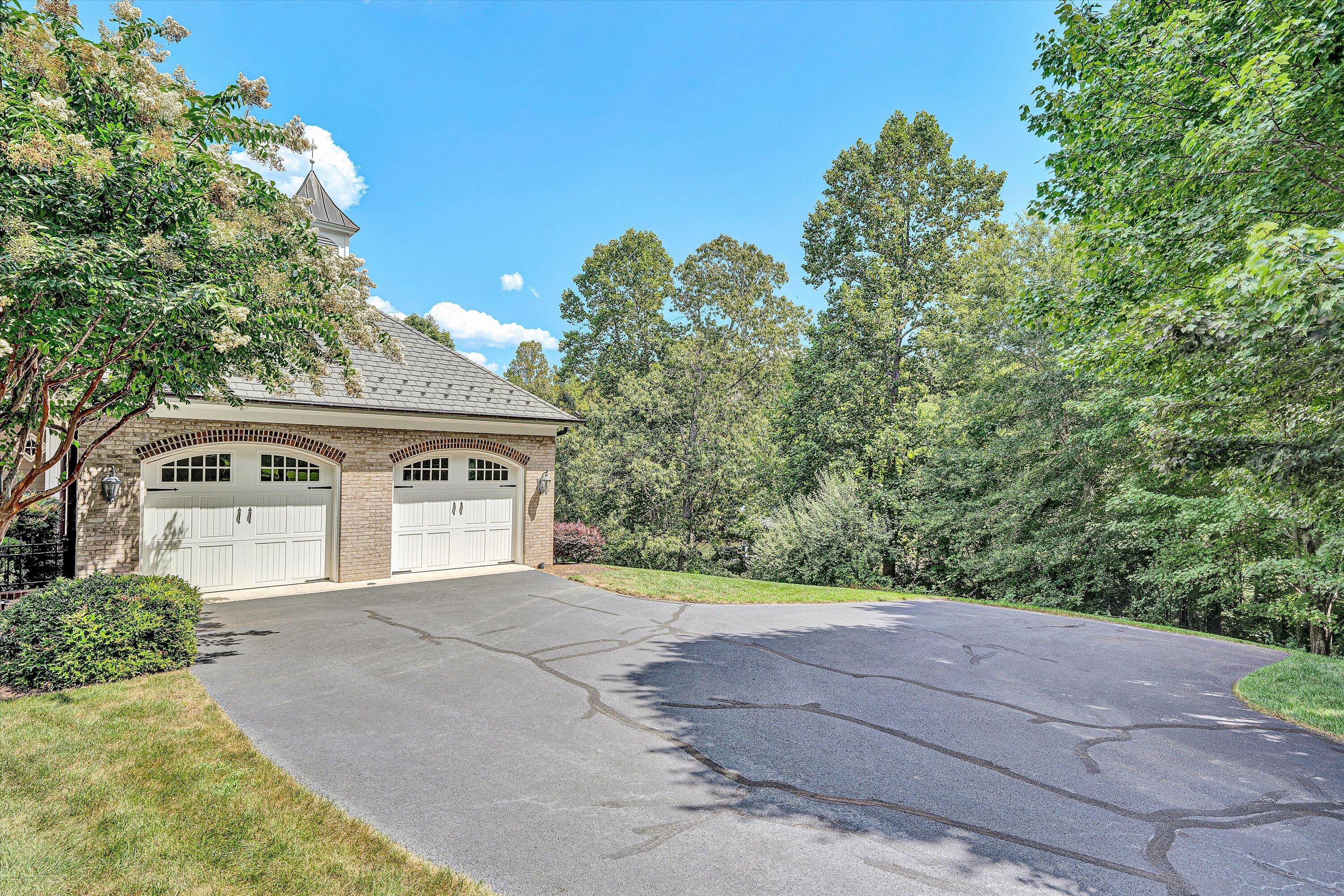 Penhook, Virginia 24137, United States, 4 Bedrooms Bedrooms, ,4 BathroomsBathrooms,Residential,Active,202134