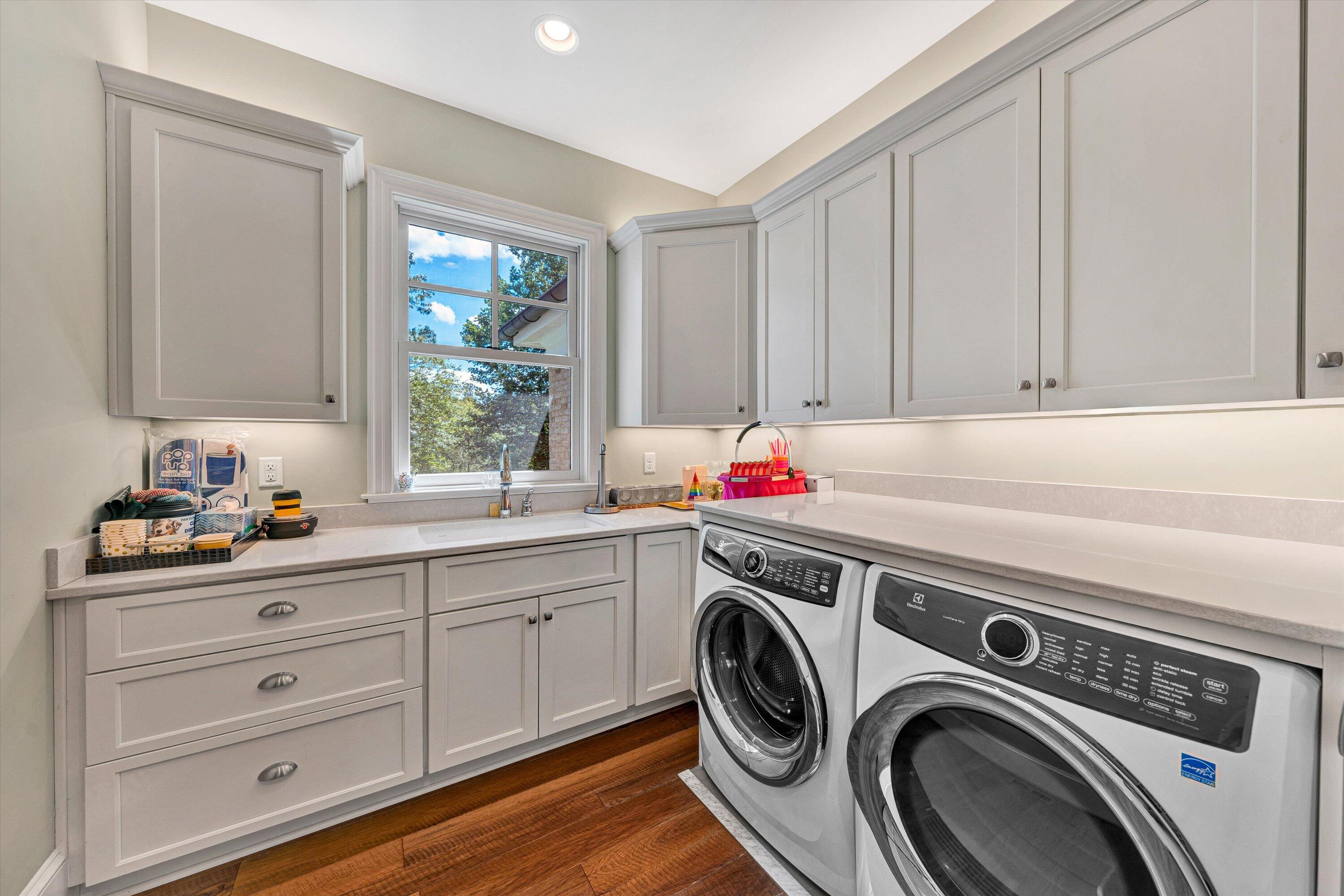 Penhook, Virginia 24137, United States, 4 Bedrooms Bedrooms, ,4 BathroomsBathrooms,Residential,Active,202134