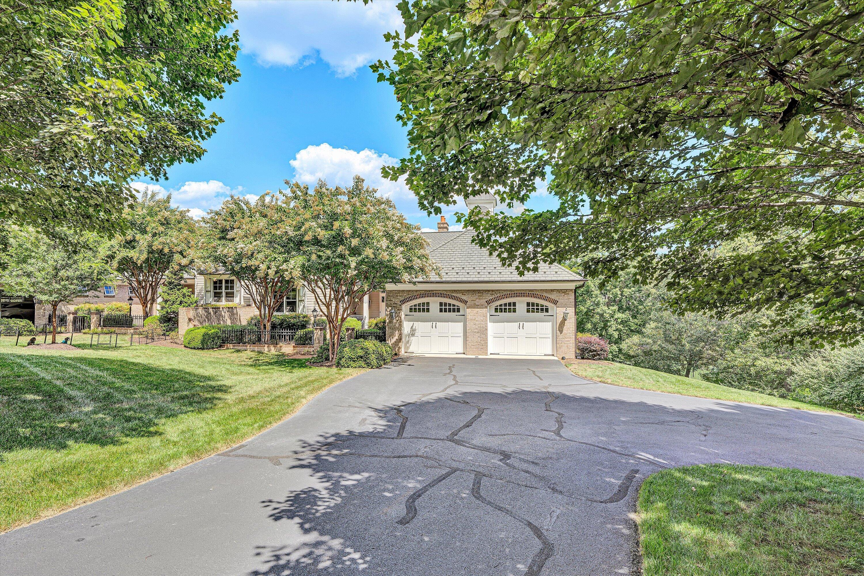 Penhook, Virginia 24137, United States, 4 Bedrooms Bedrooms, ,4 BathroomsBathrooms,Residential,Active,202134