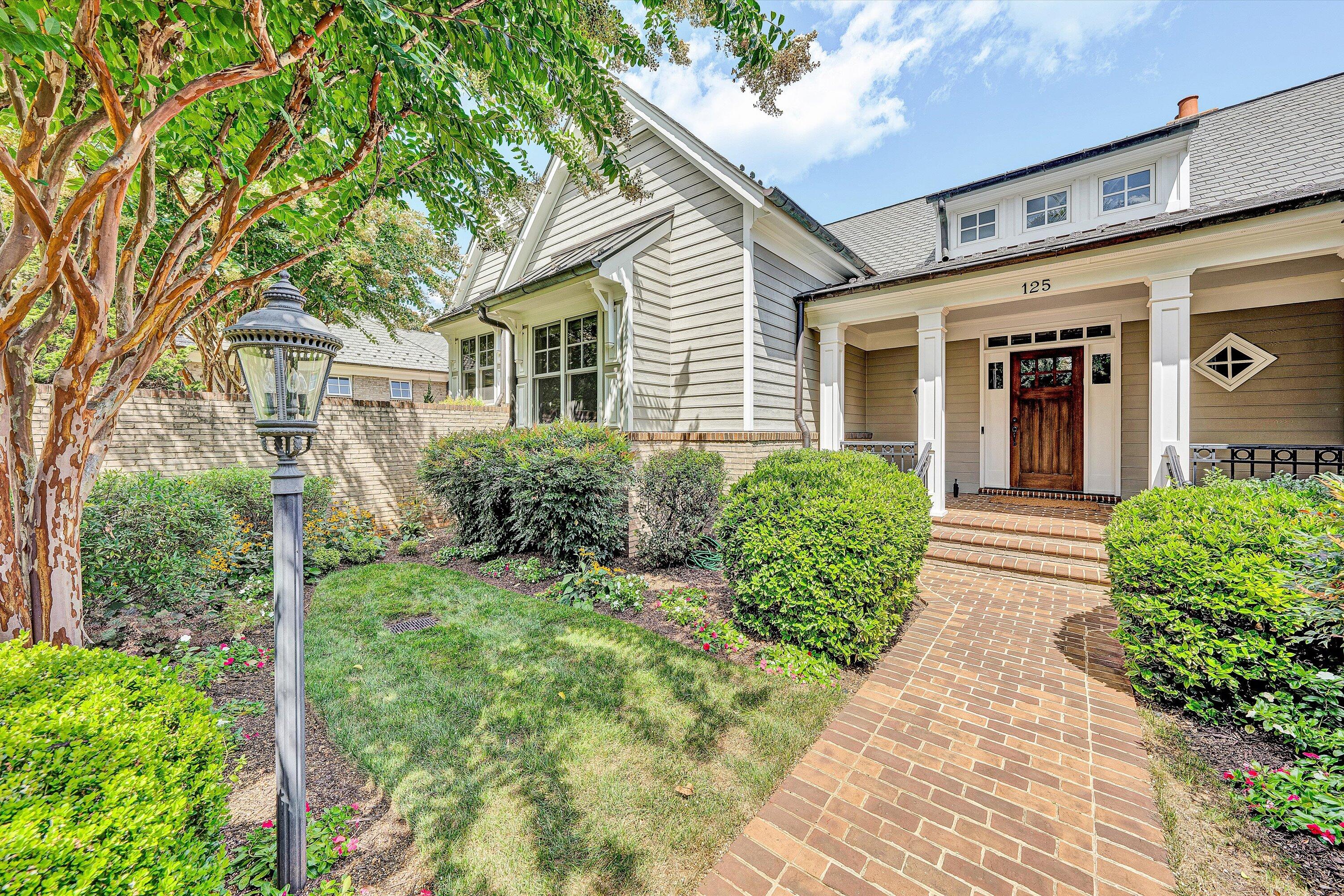 Penhook, Virginia 24137, United States, 4 Bedrooms Bedrooms, ,4 BathroomsBathrooms,Residential,Active,202134