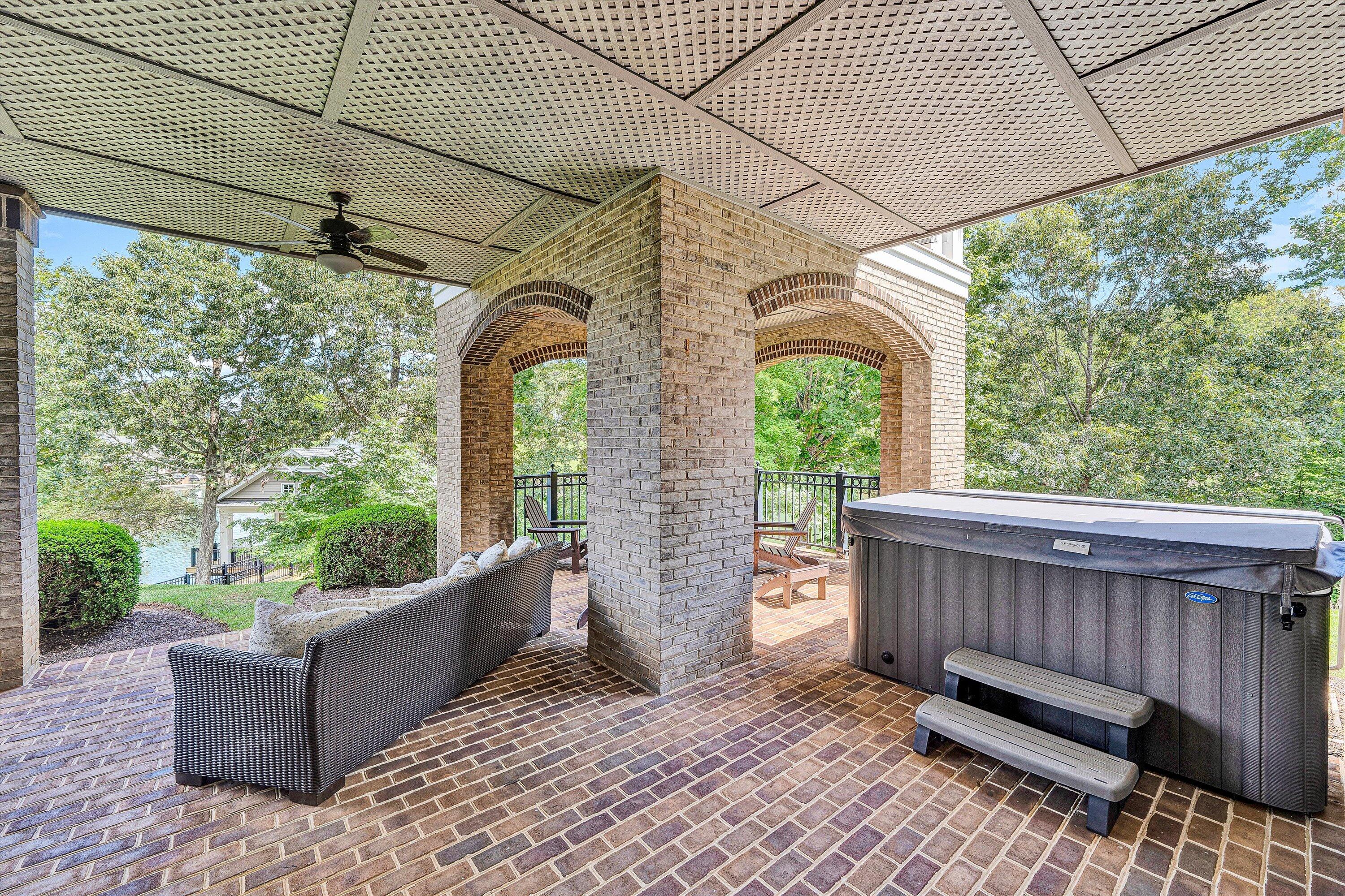 Penhook, Virginia 24137, United States, 4 Bedrooms Bedrooms, ,4 BathroomsBathrooms,Residential,Active,202134