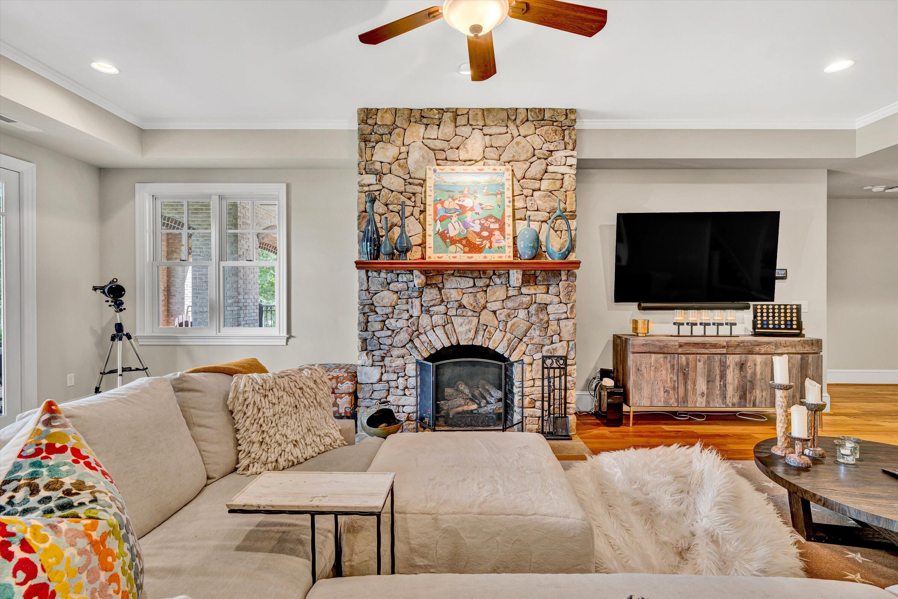 Penhook, Virginia 24137, United States, 4 Bedrooms Bedrooms, ,4 BathroomsBathrooms,Residential,Active,202134