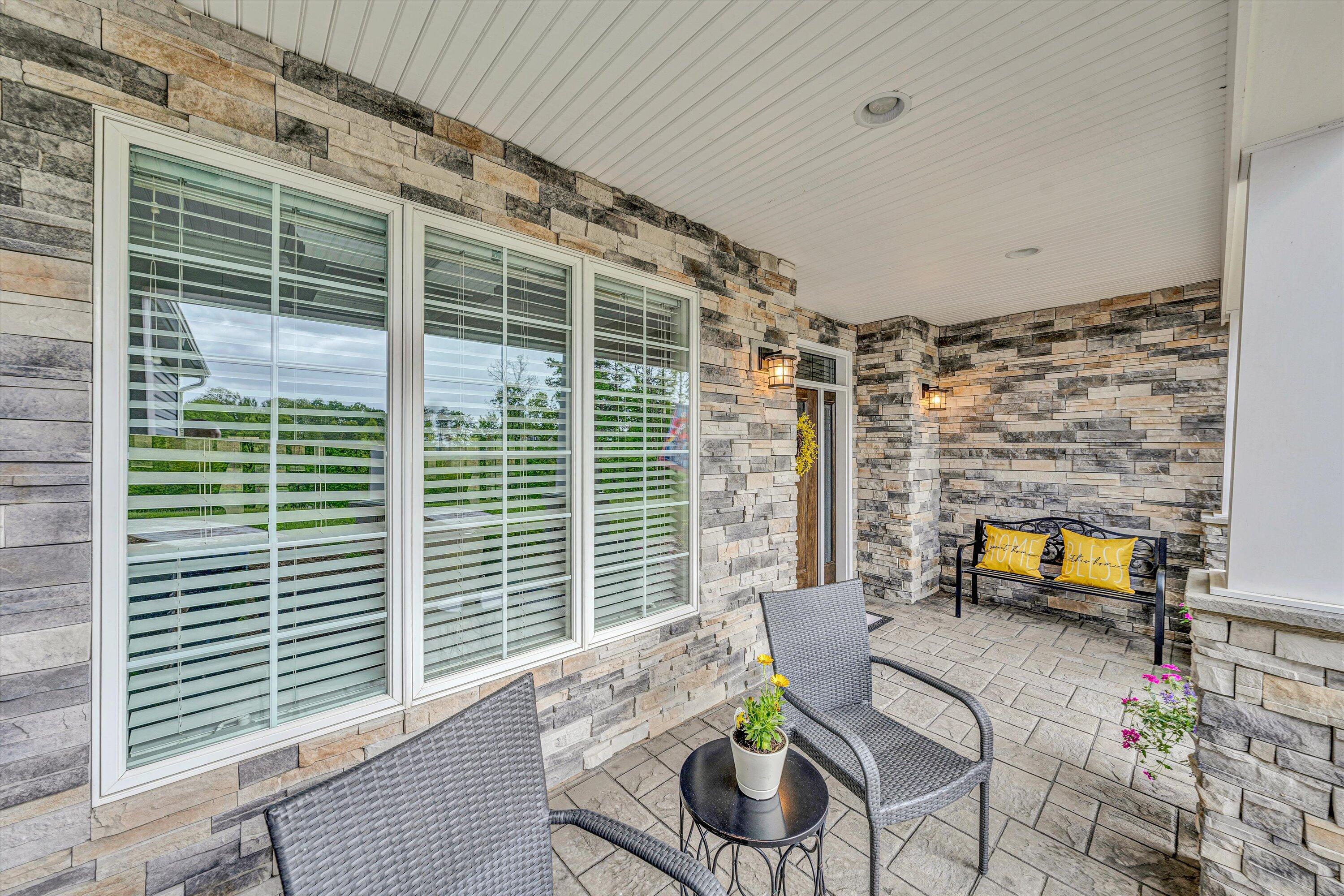 700 Thornblade Way, Blue Ridge, Virginia image 3