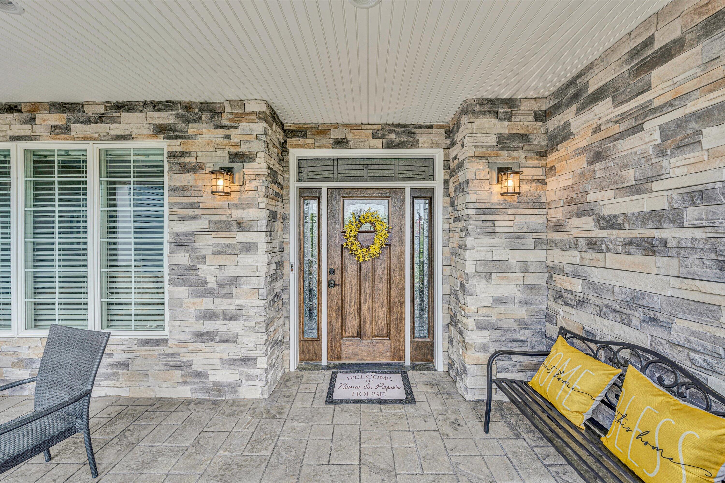 700 Thornblade Way, Blue Ridge, Virginia image 4
