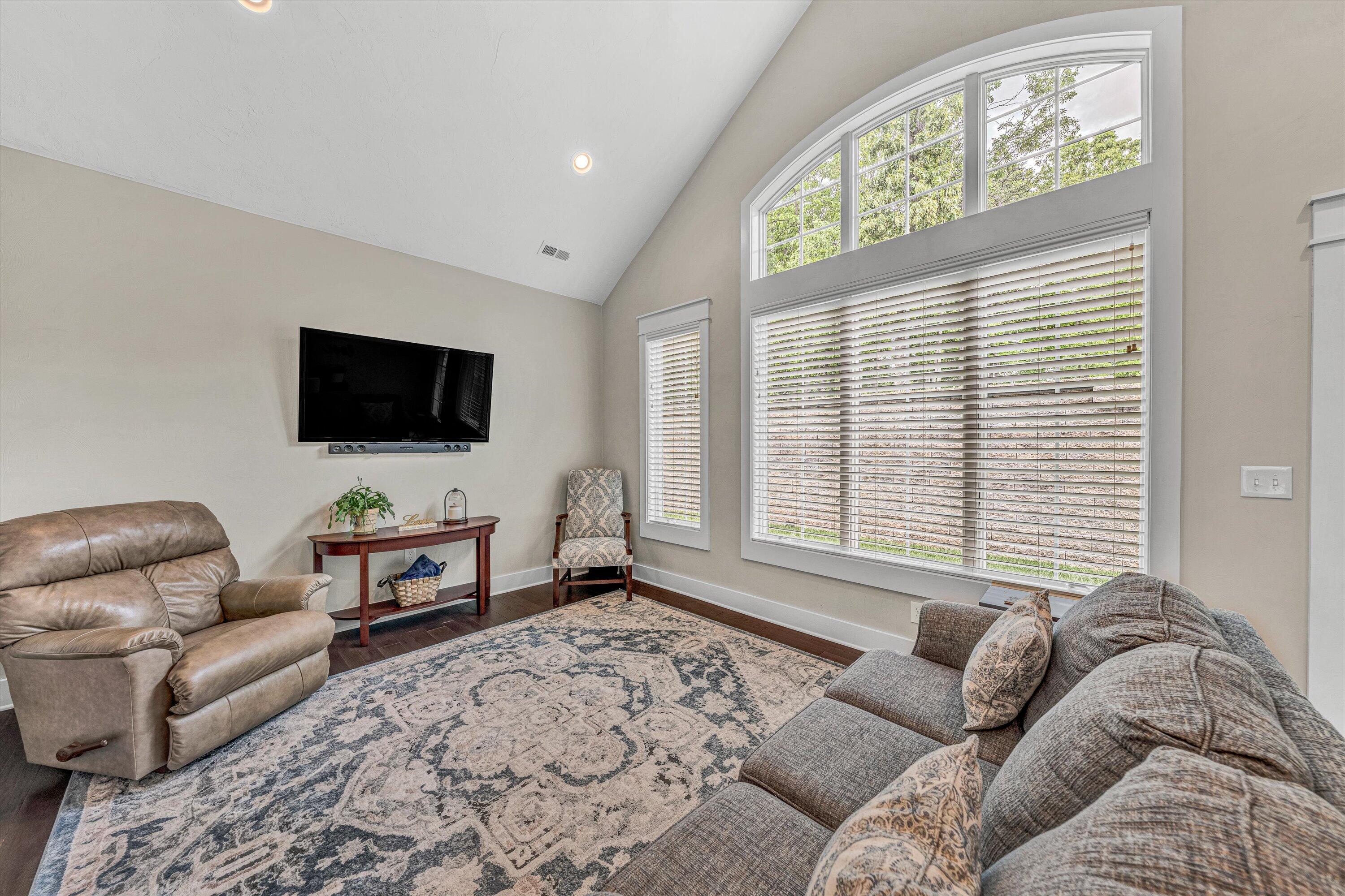 700 Thornblade Way, Blue Ridge, Virginia image 14