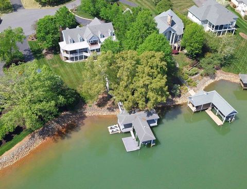 Apartment For Sale - 145 Bridleridge Rd<br/> Penhook, VA 24137