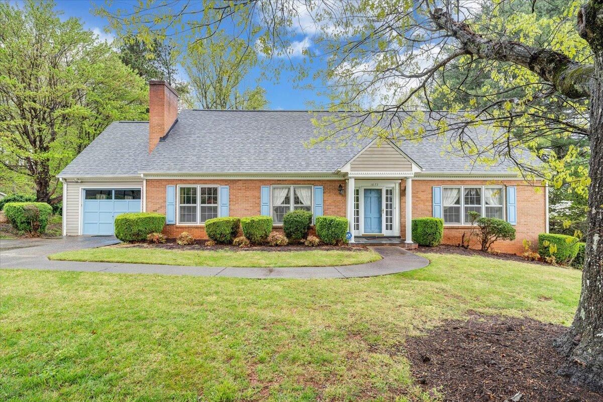 1673 Plantation Dr, Collinsville, Virginia image 2