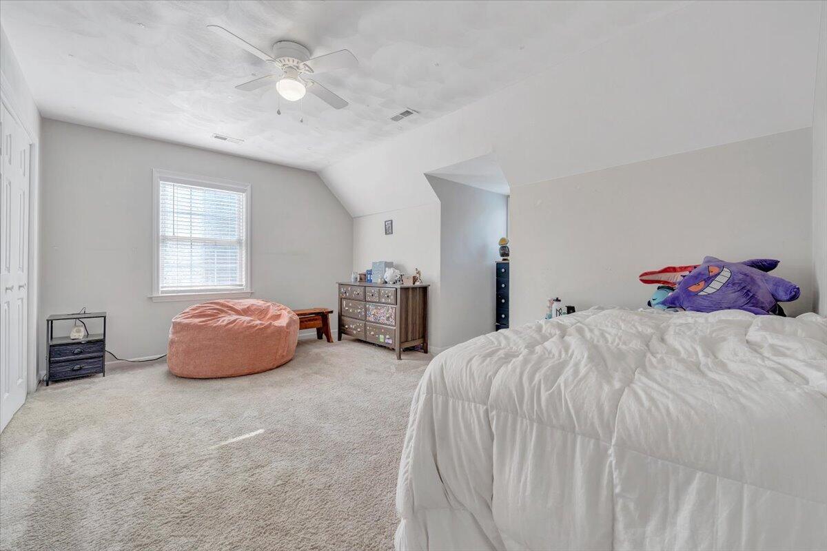828 Ray St, Roanoke, Ohio image 42