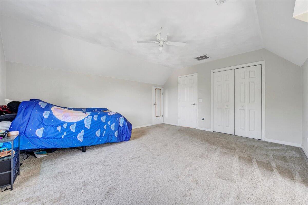 828 Ray St, Roanoke, Ohio image 41