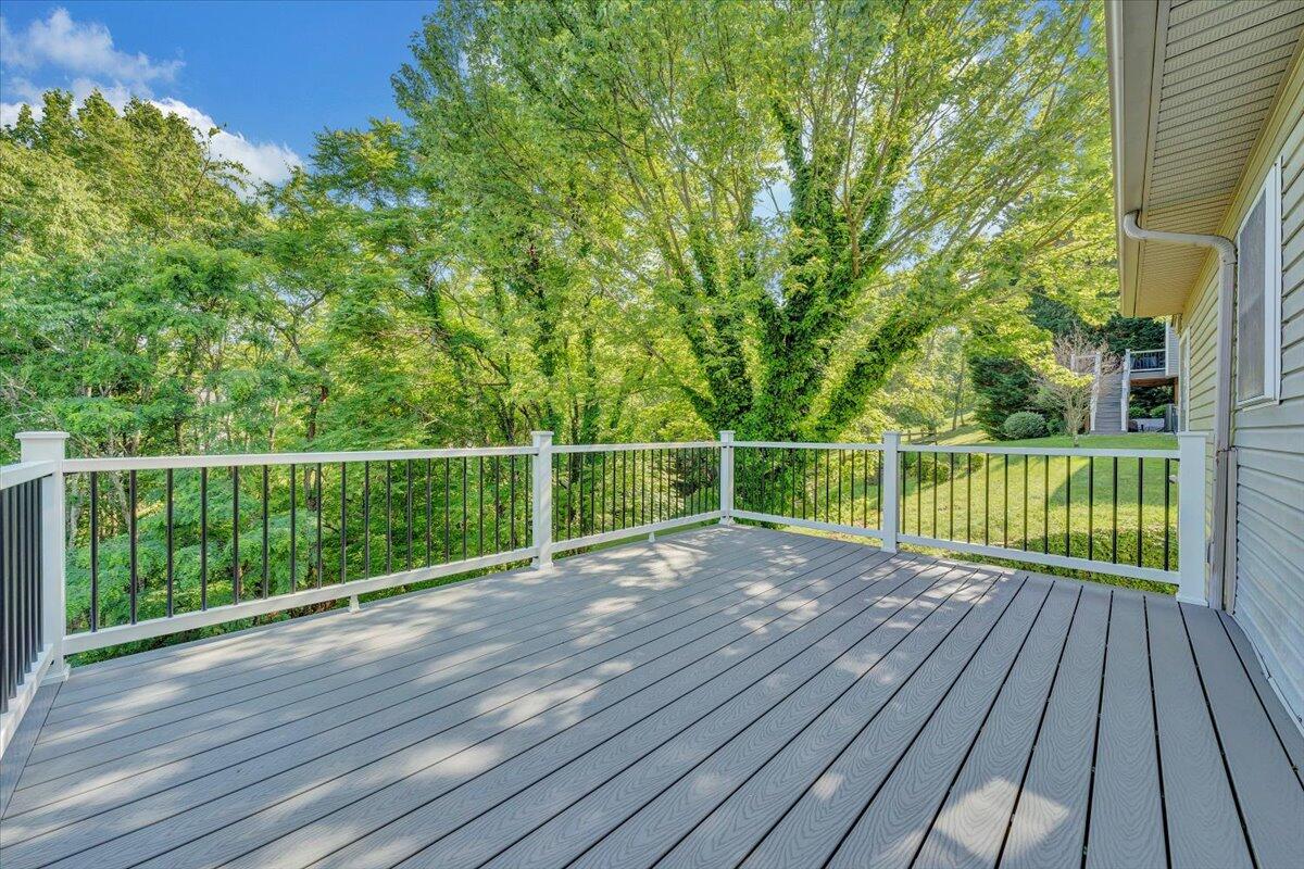 828 Ray St, Roanoke, Ohio image 29