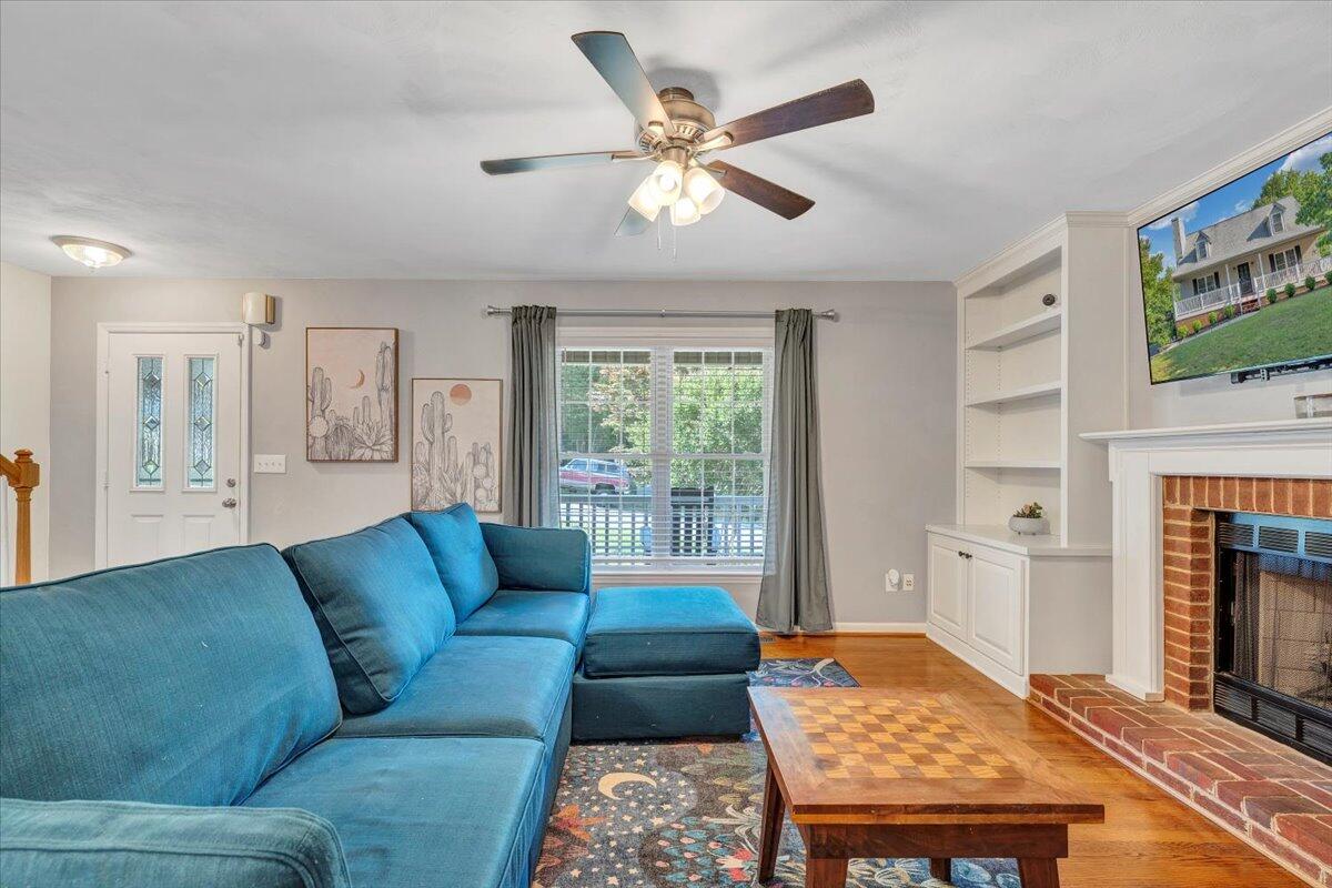 828 Ray St, Roanoke, Ohio image 11