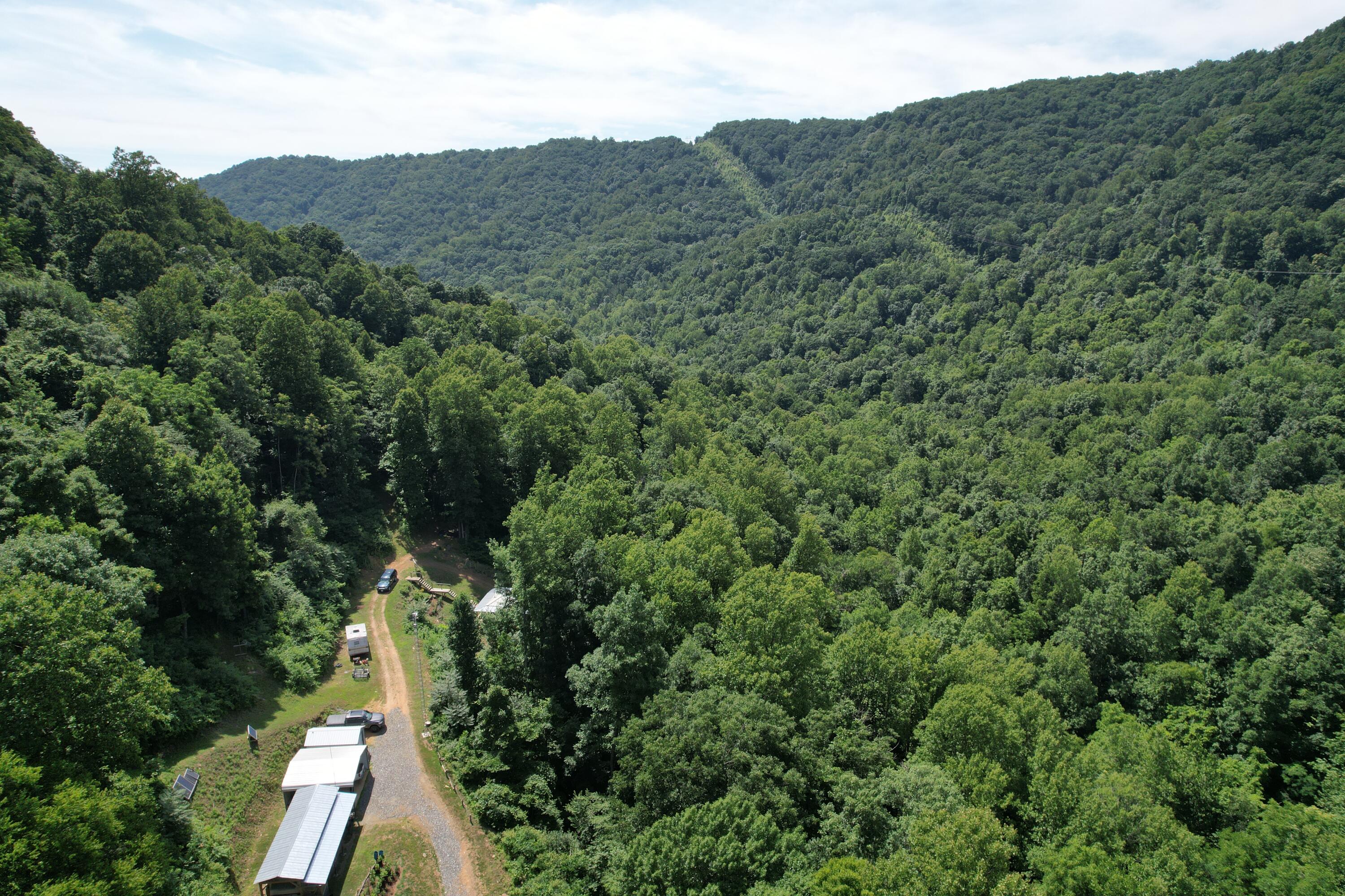 2550 Shooting Creek Rd, Ferrum, Virginia image 3