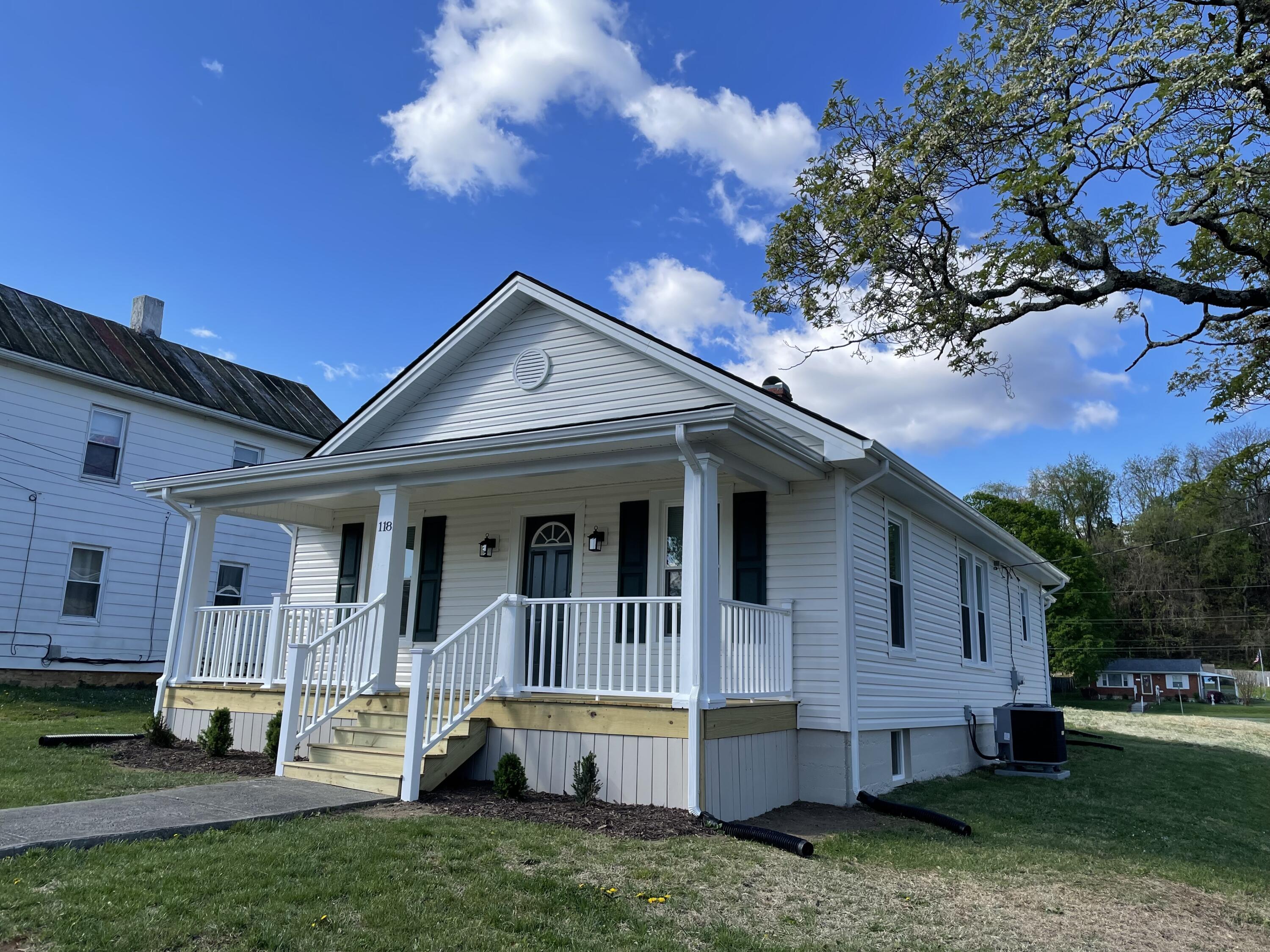 118 Front Ave, Salem, Virginia image 1