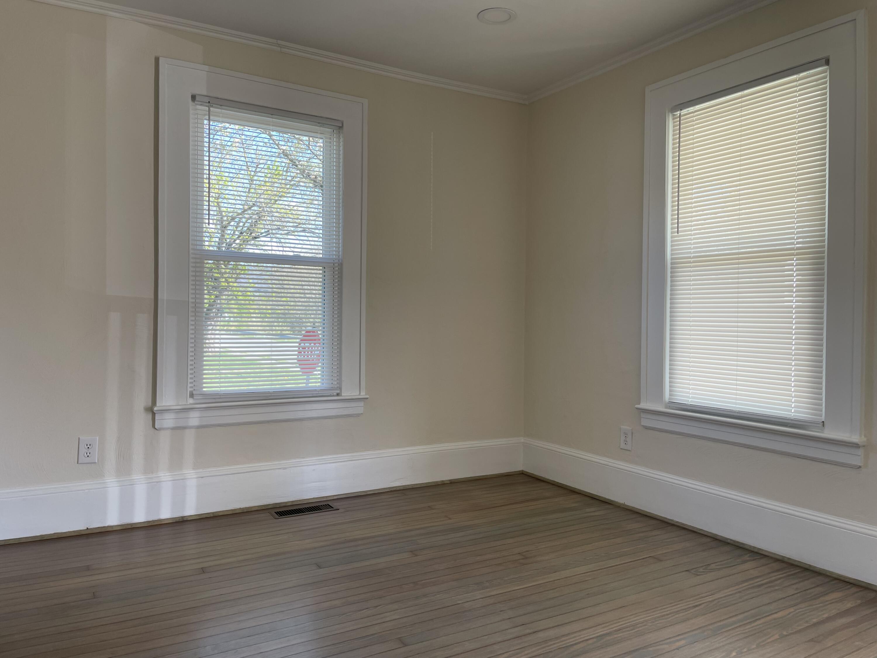 118 Front Ave, Salem, Virginia image 5