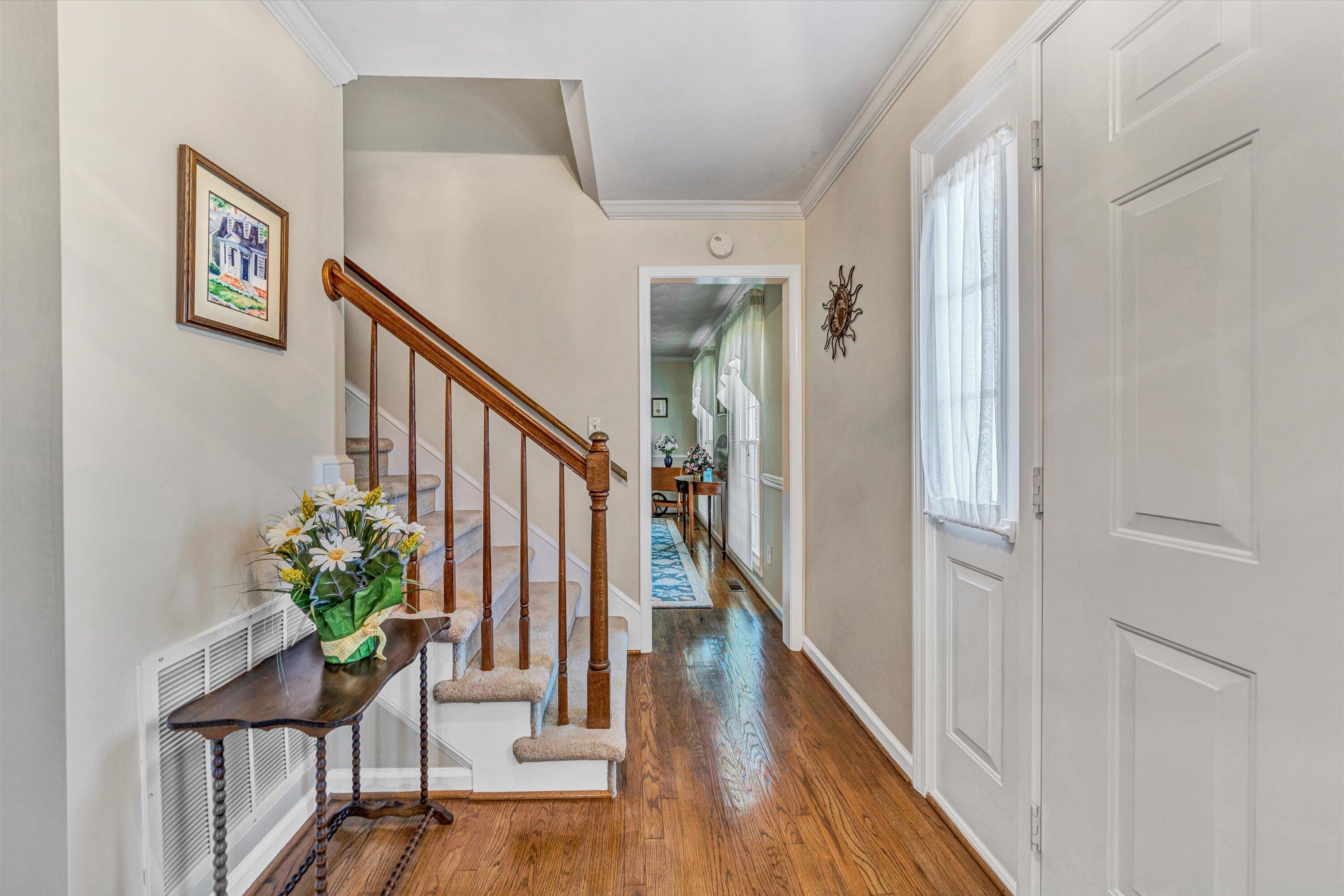 5653 Orchard Valley Cir, Roanoke, Virginia image 5